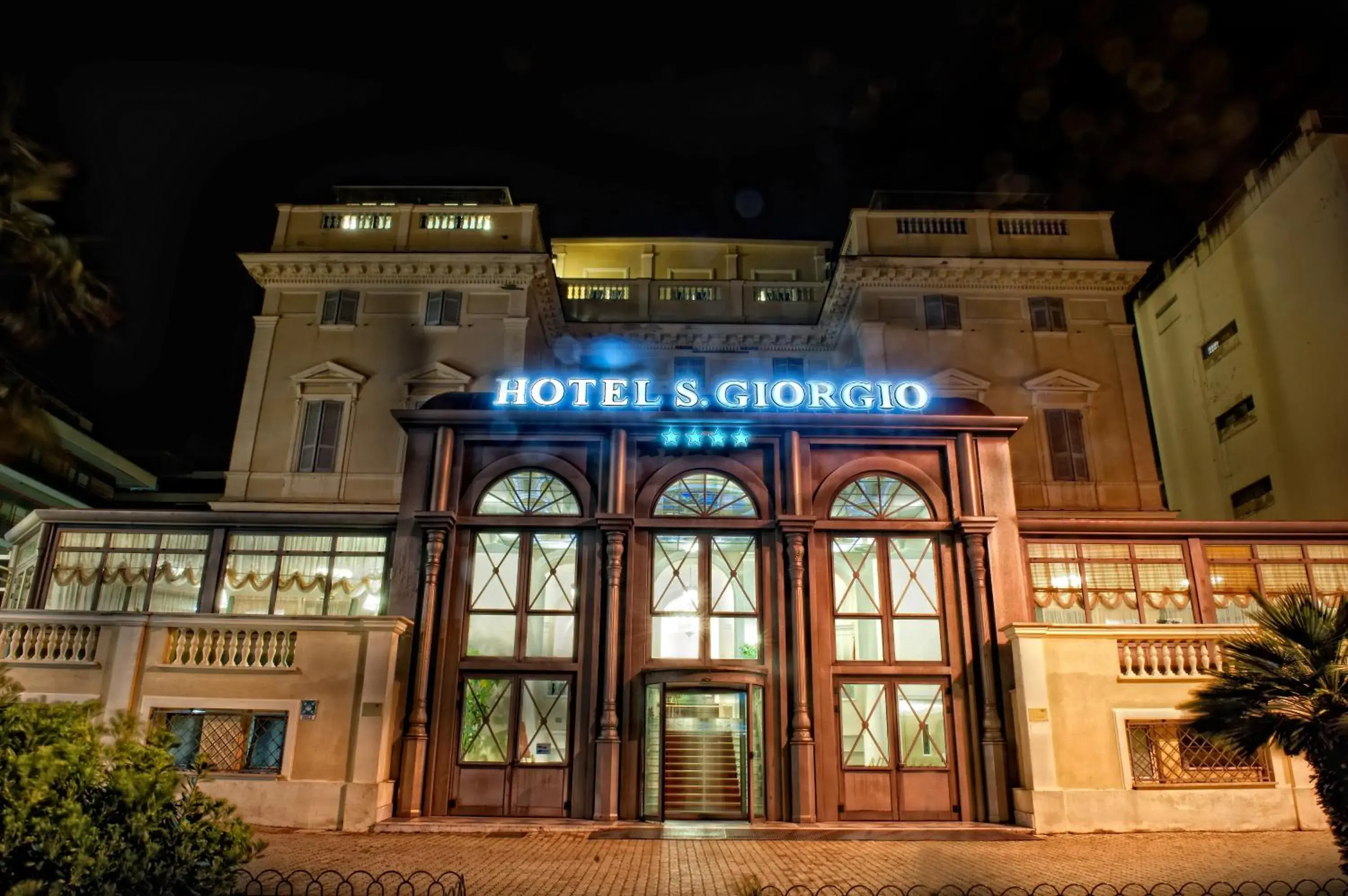 Facade/entrance in Hotel San Giorgio Facade/entrance in Hotel San Giorgio