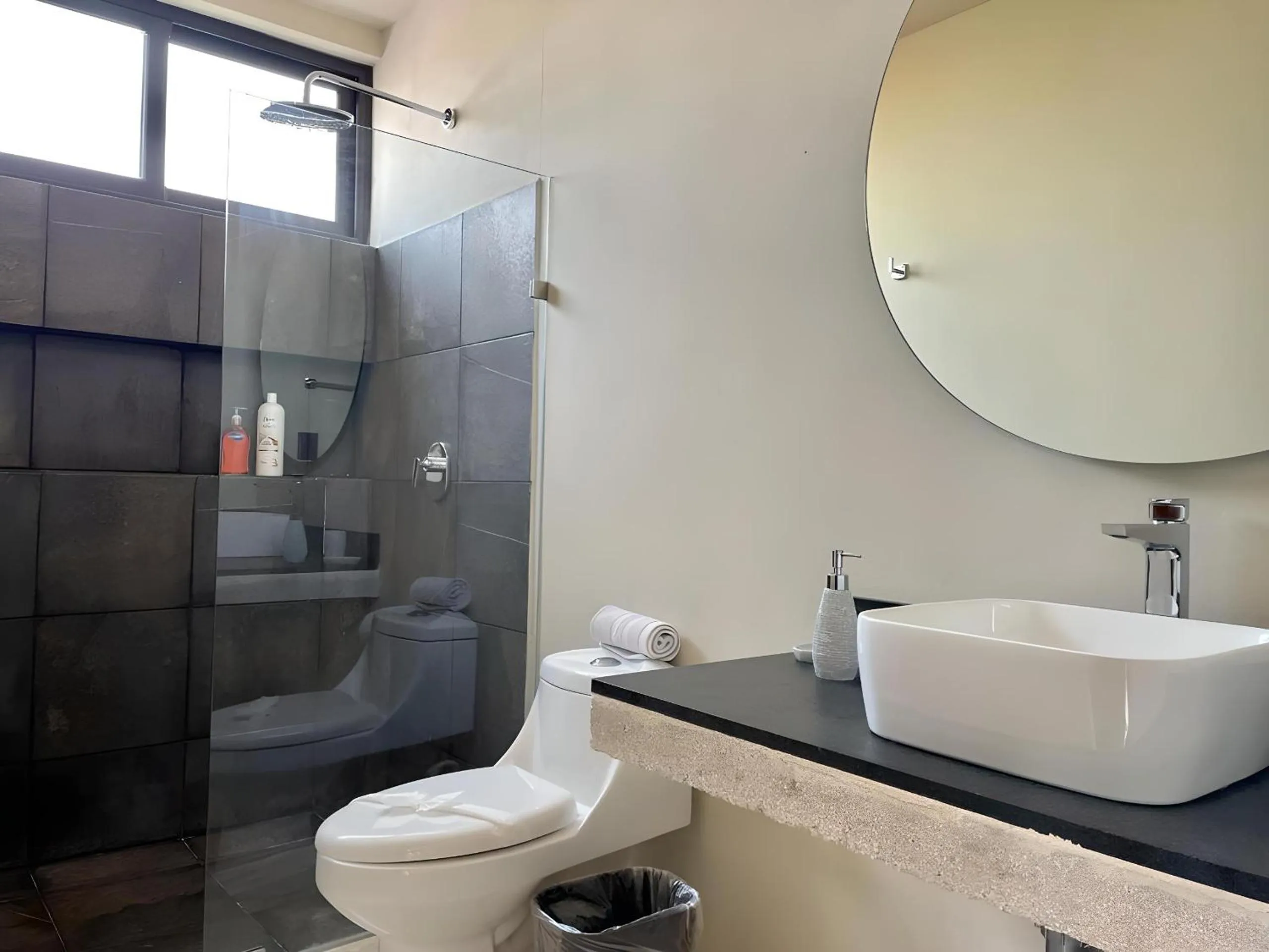 Shower in Mangle By Andiani