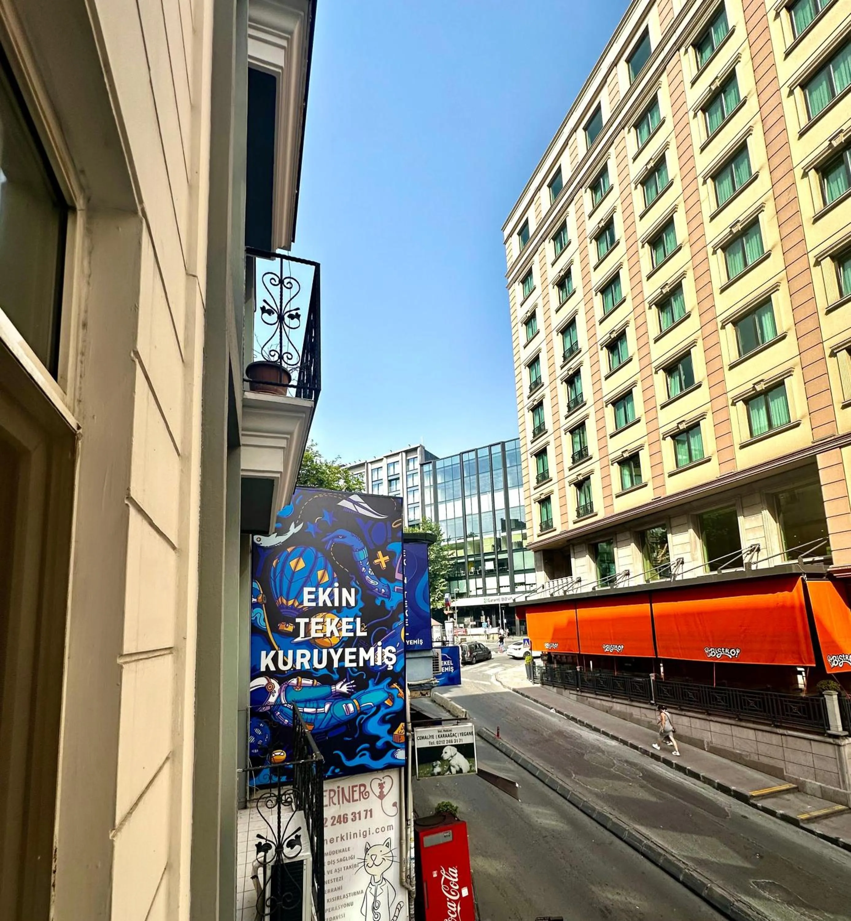 Day in Blueway Hotel Residence