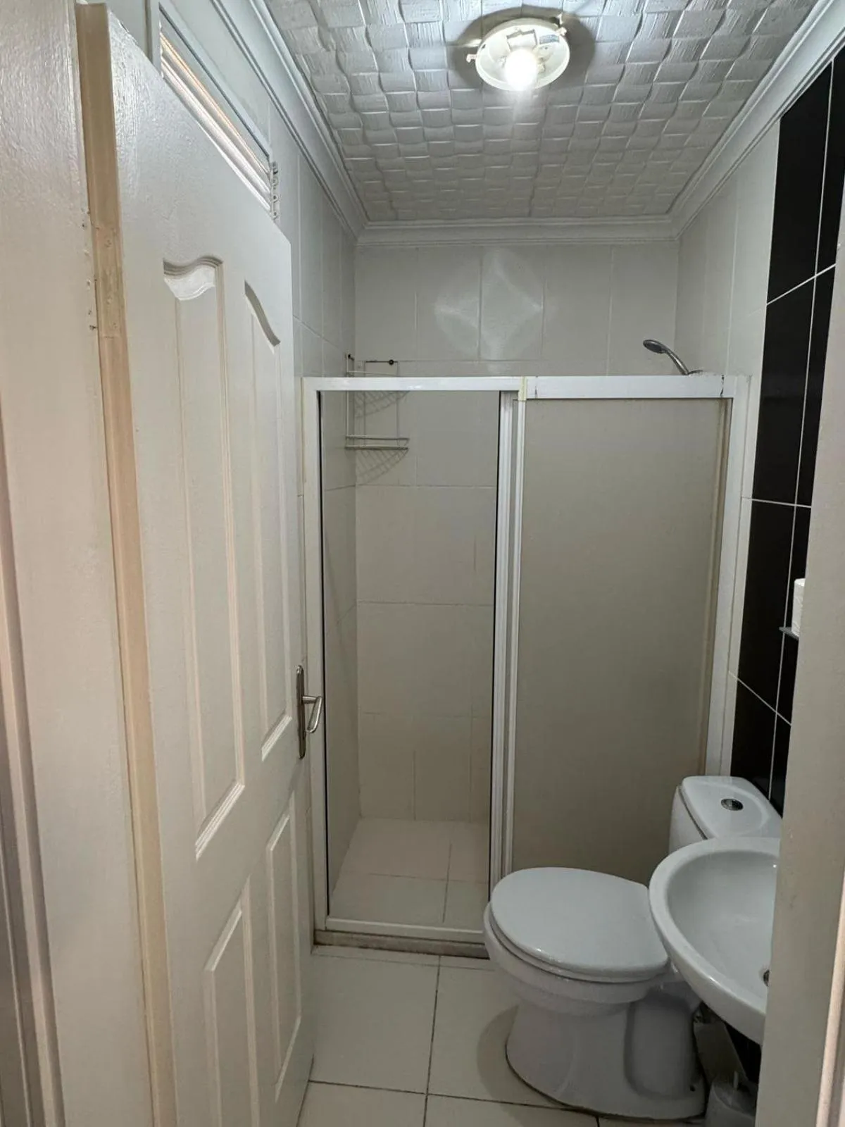 Shower in Blueway Hotel Residence