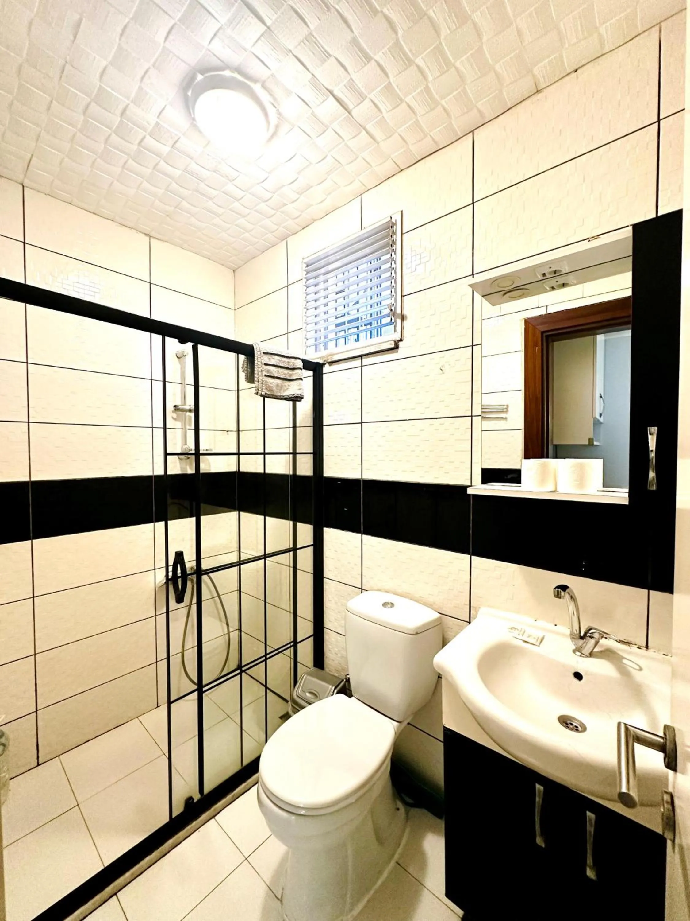 Shower in Blueway Hotel Residence