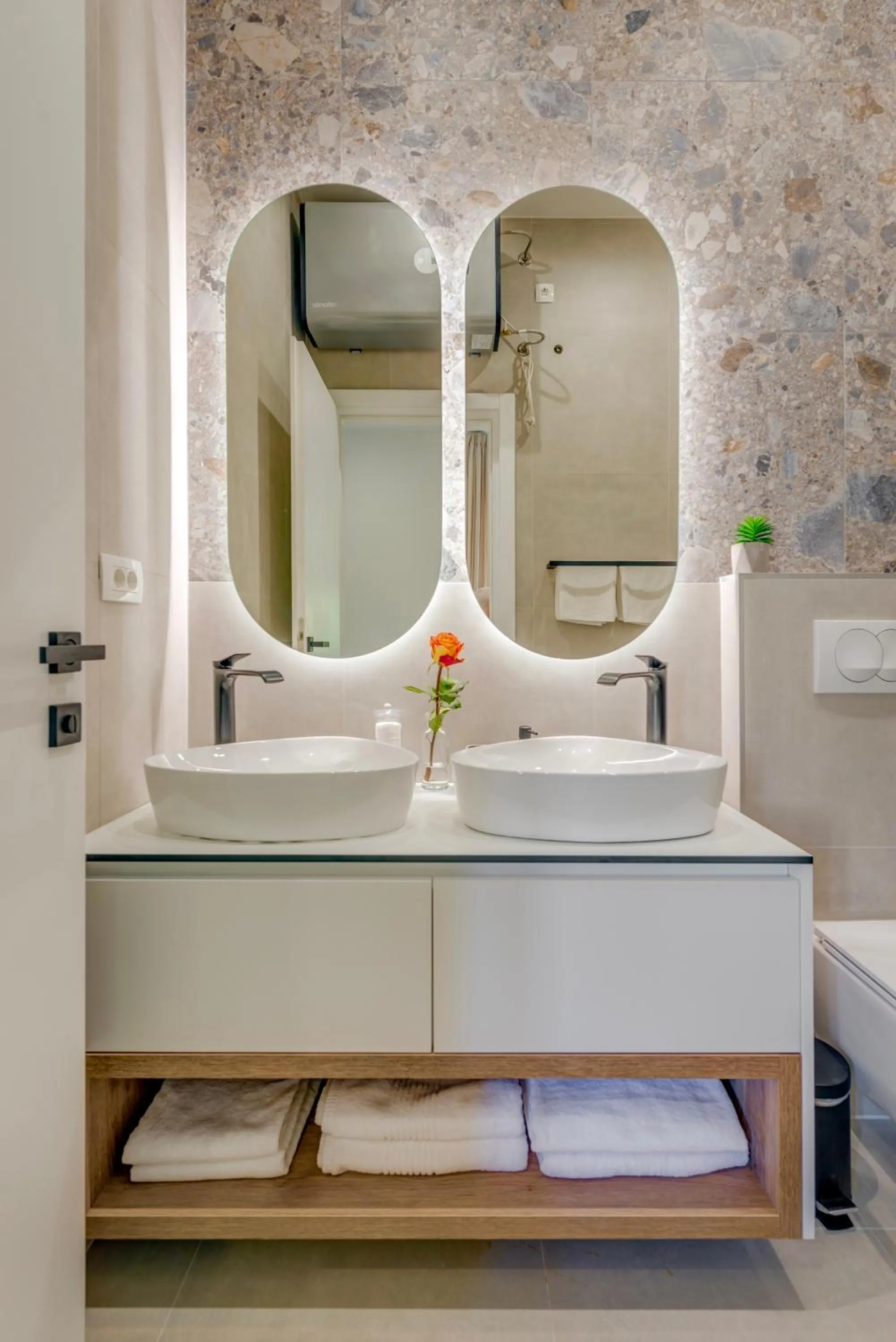 Bathroom in 48 Rooms Split