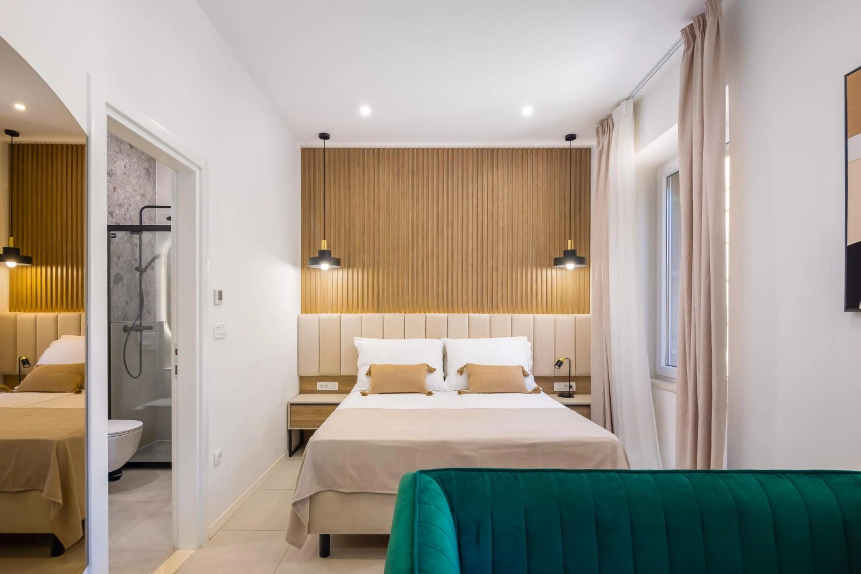 Bed in 48 Rooms Split