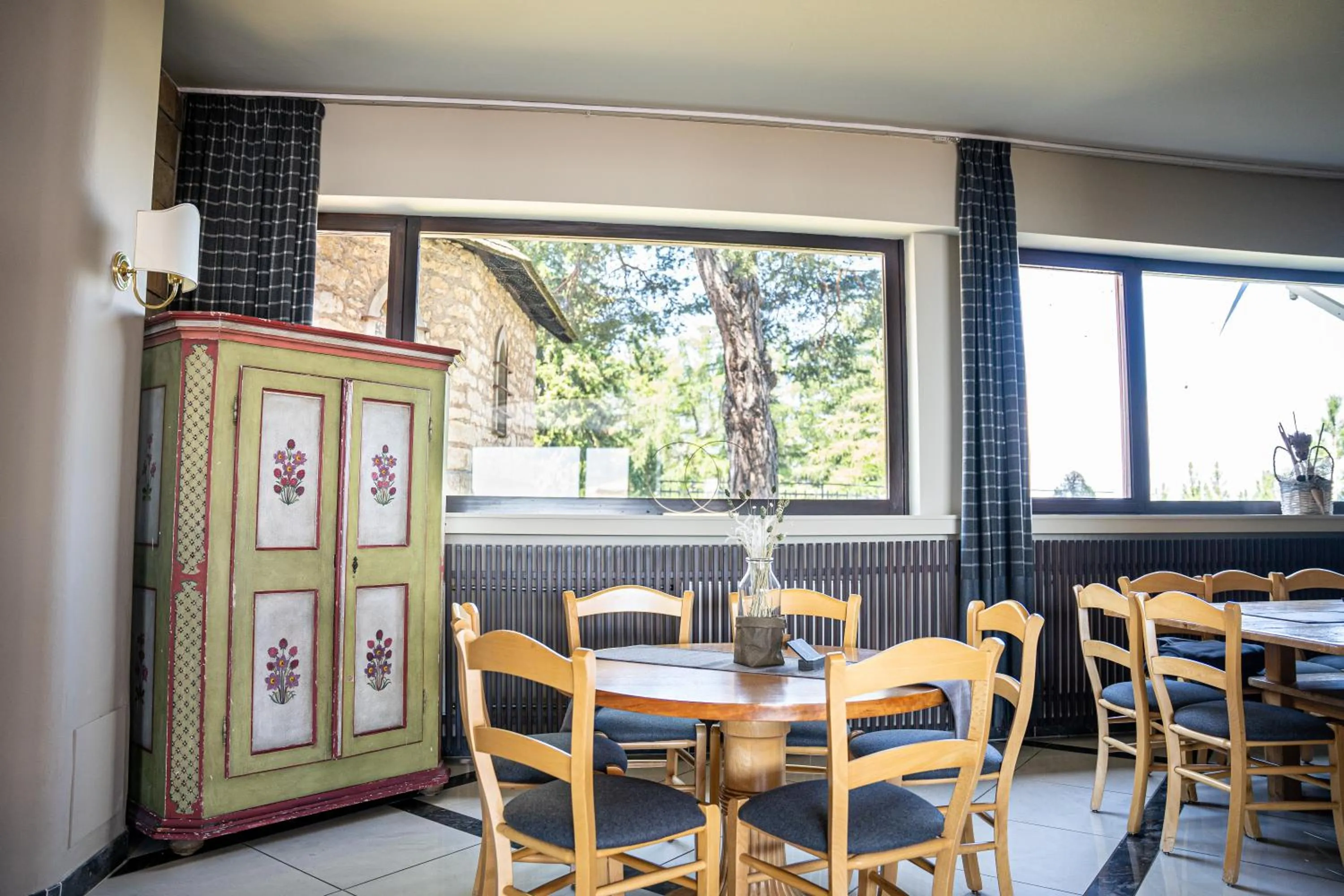 Lounge or bar in PanoramaHotel Penegal