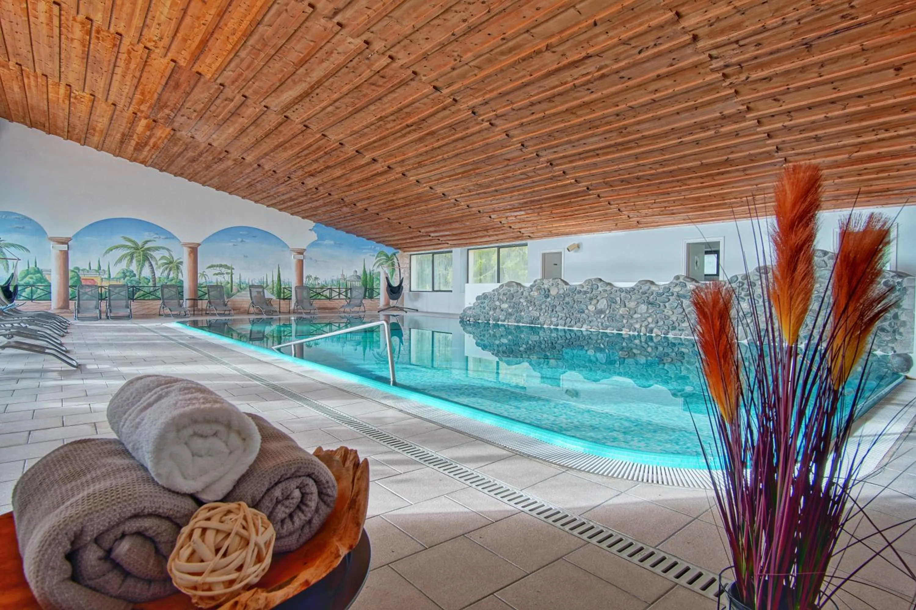 Swimming pool in PanoramaHotel Penegal