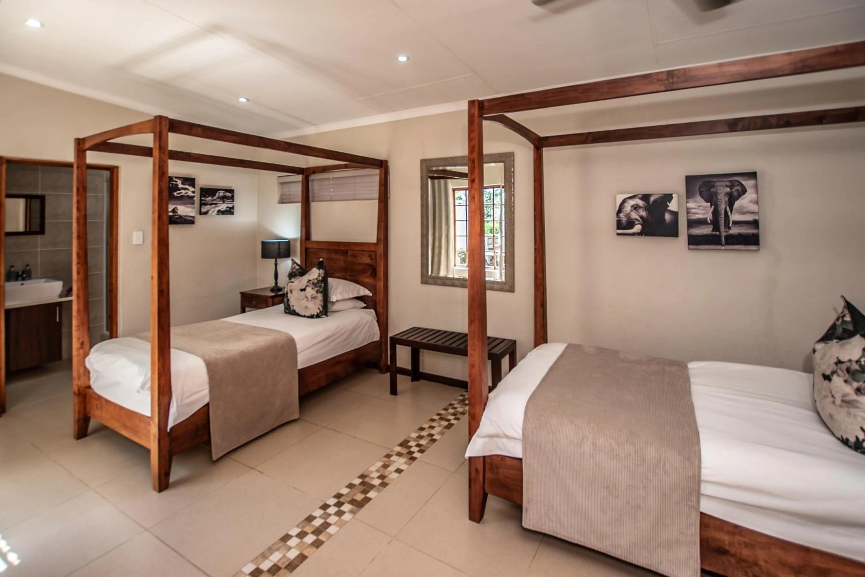 Bedroom, Bed in Nut Grove Boutique Hotel