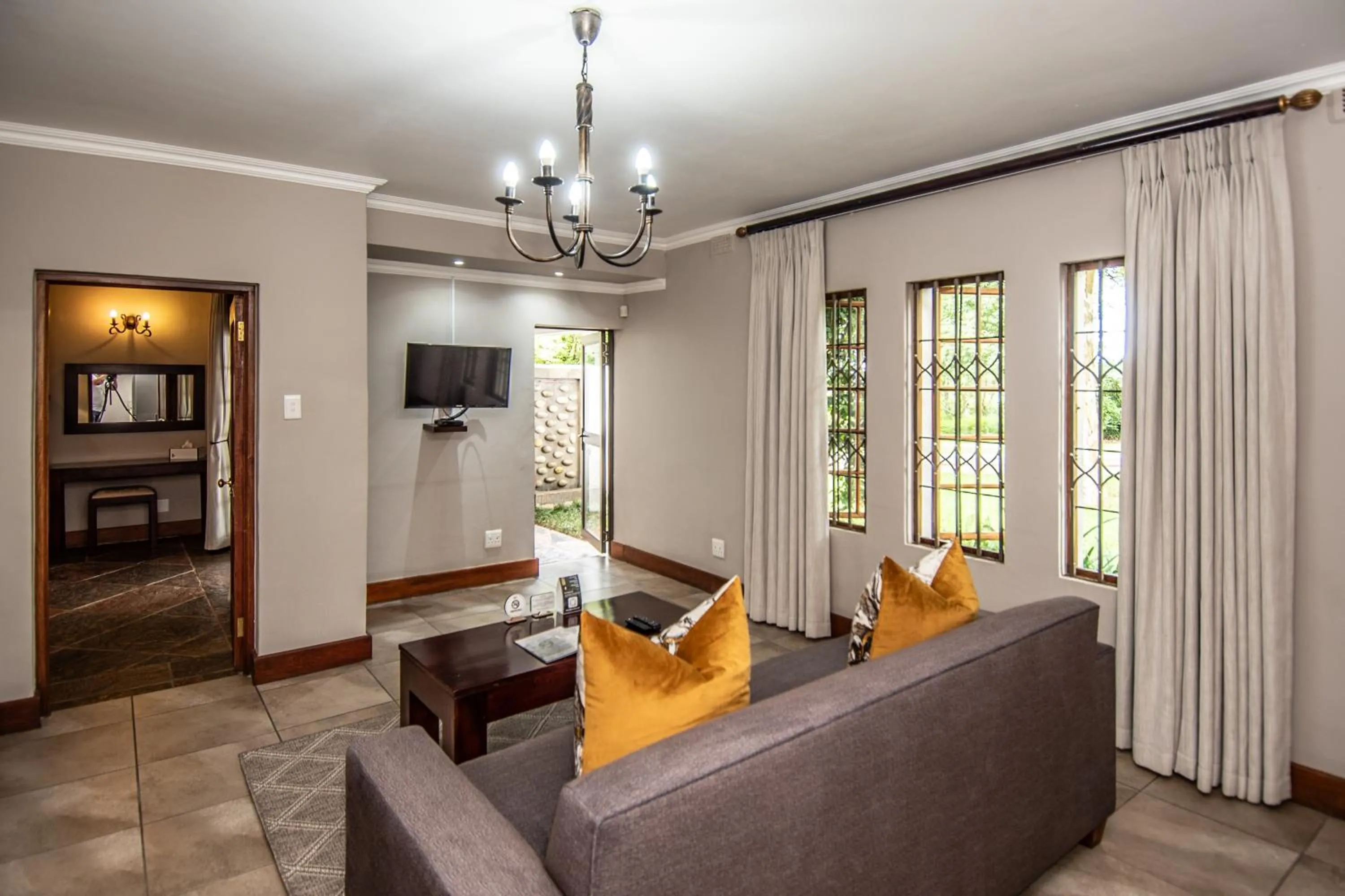 Living room in Nut Grove Boutique Hotel