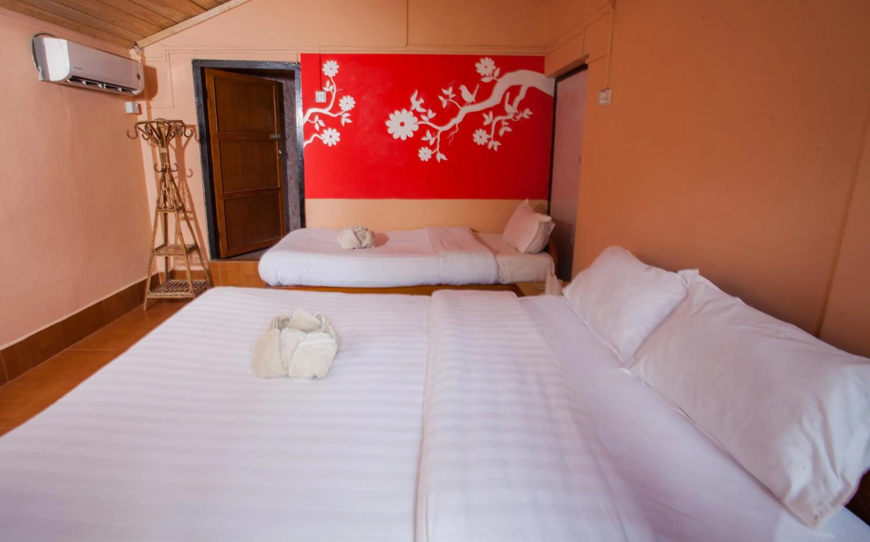 Photo of the whole room, Bed in Chitwan Tiger Camp