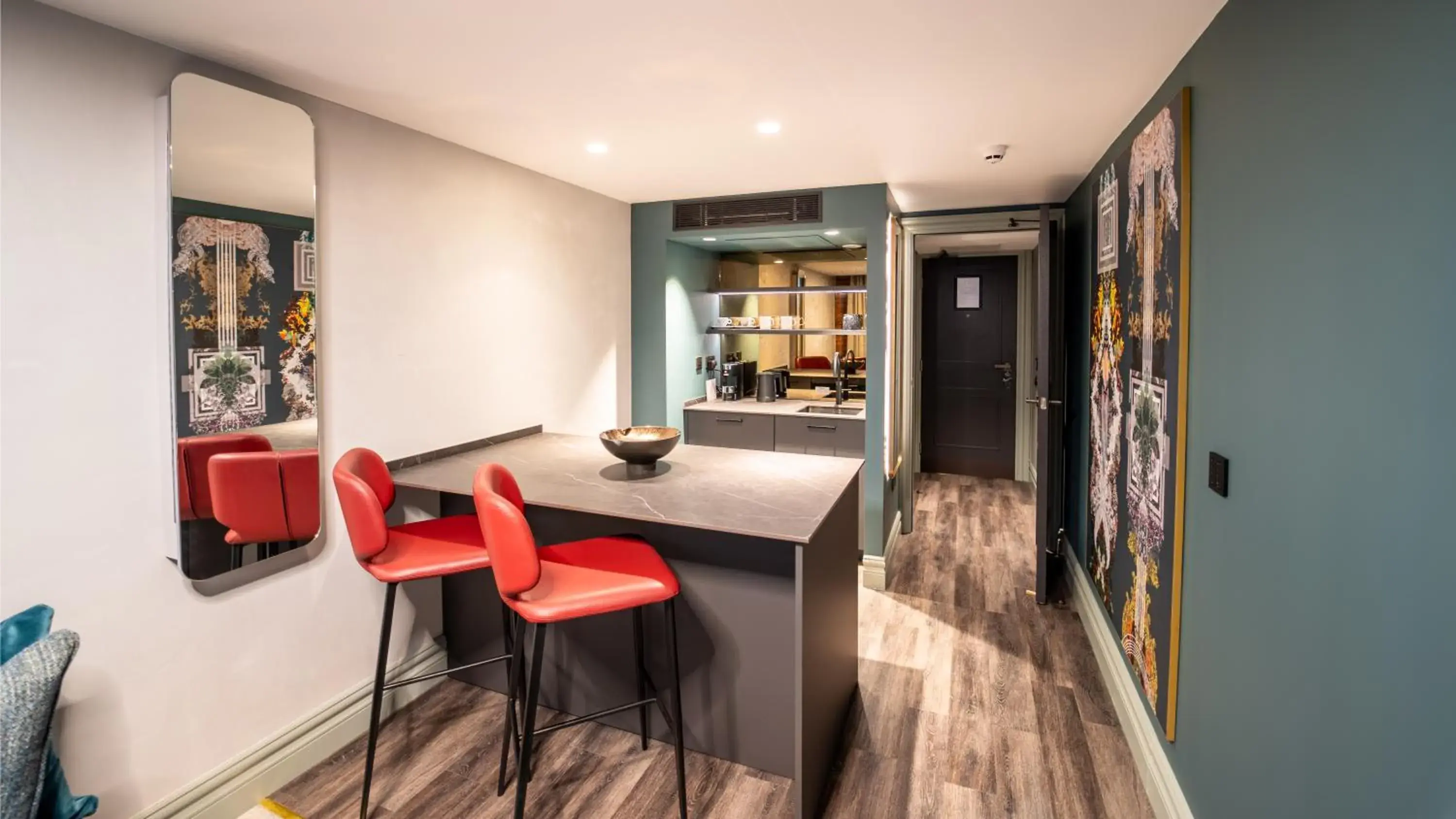 Two-Bedroom Duplex King Suite with Two King Beds, Living Area and Kitchenette - Non-Smoking in Forty Seven Hotel Manchester, WorldHotels Crafted Two-Bedroom Duplex King Suite with Two King Beds, Living Area and Kitchenette - Non-Smoking in Forty Seven Hotel Manchester, WorldHotels Crafted