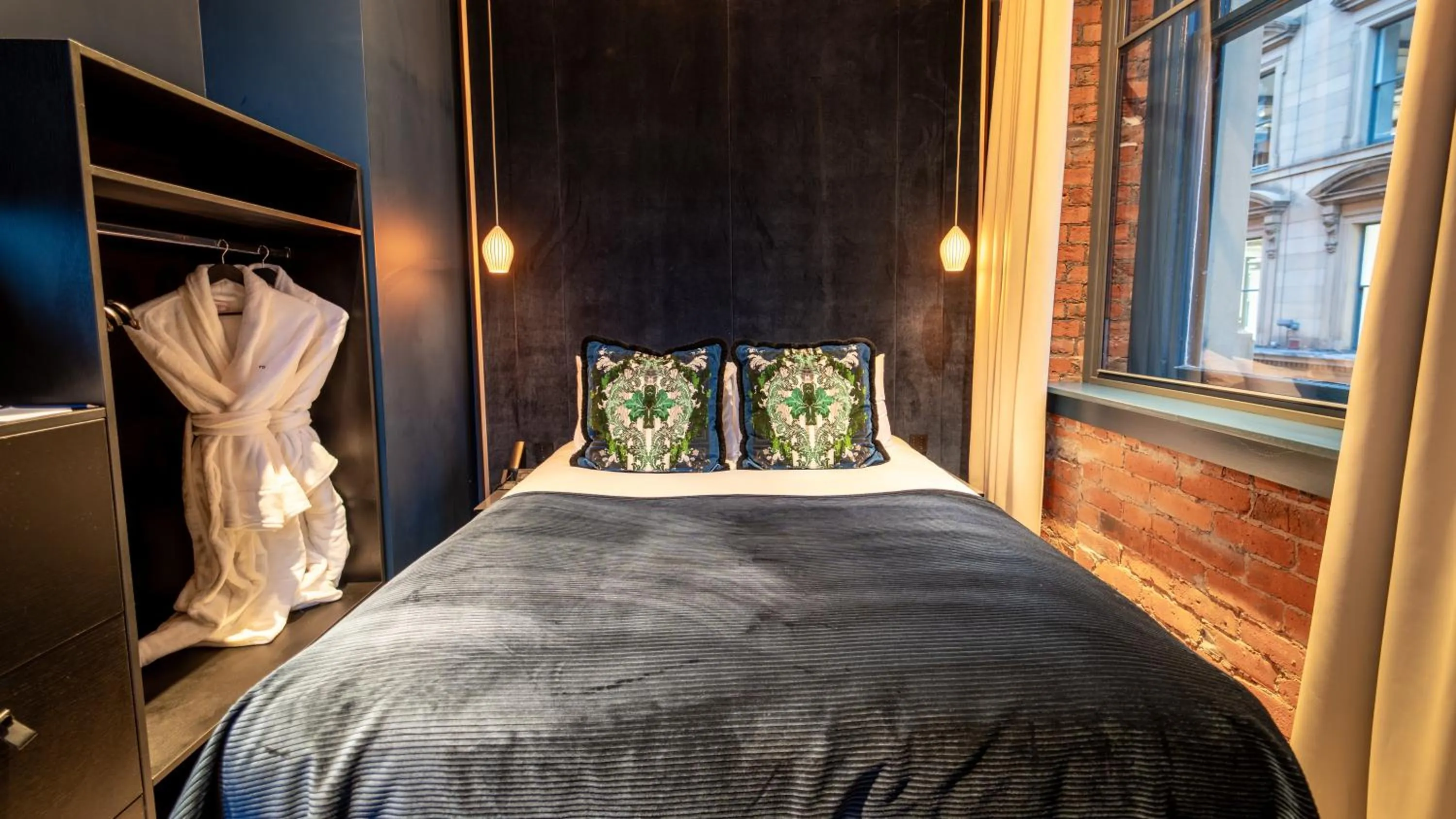 Bed in Forty Seven Hotel Manchester, WorldHotels Crafted