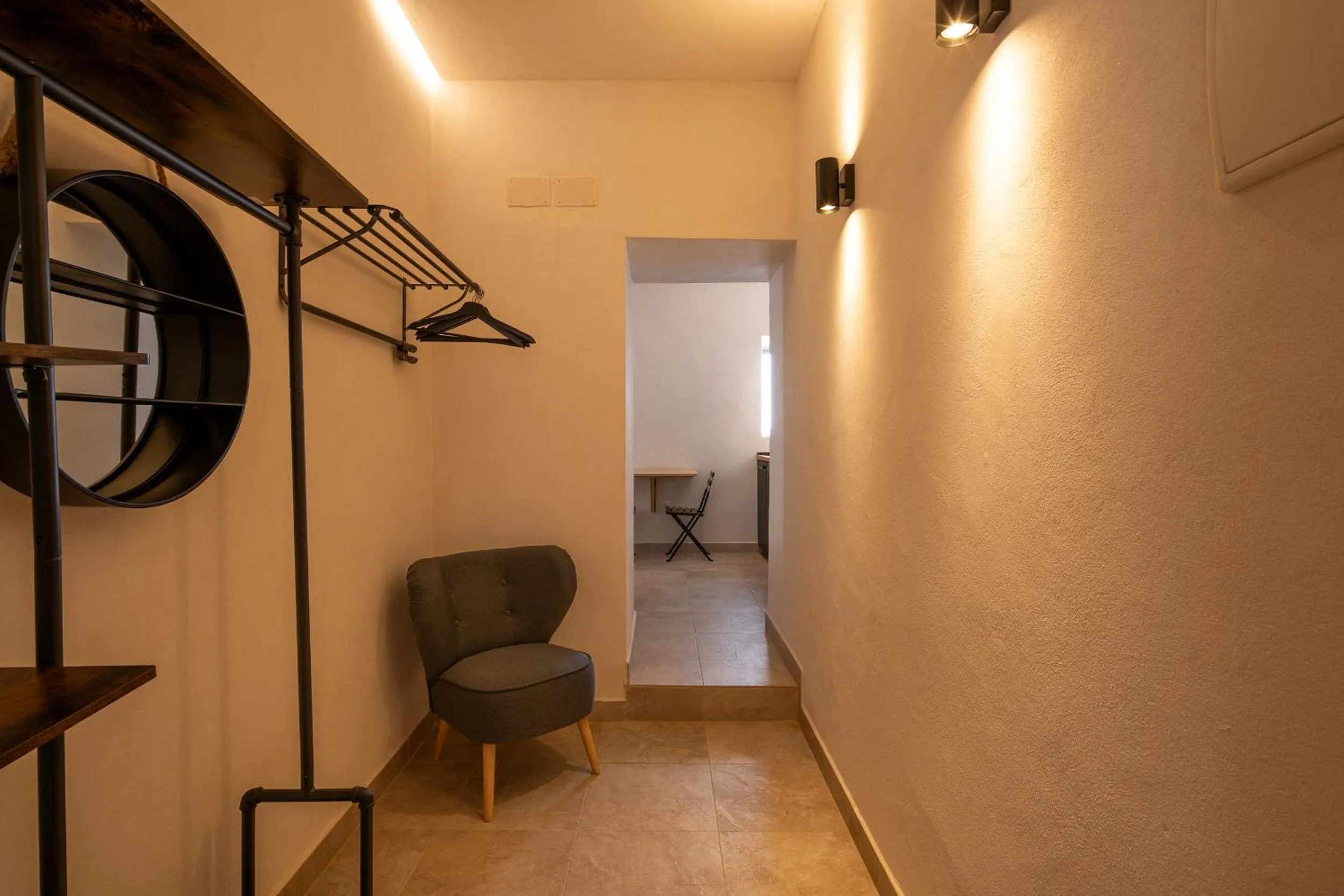 VICTORIA - by Ático73