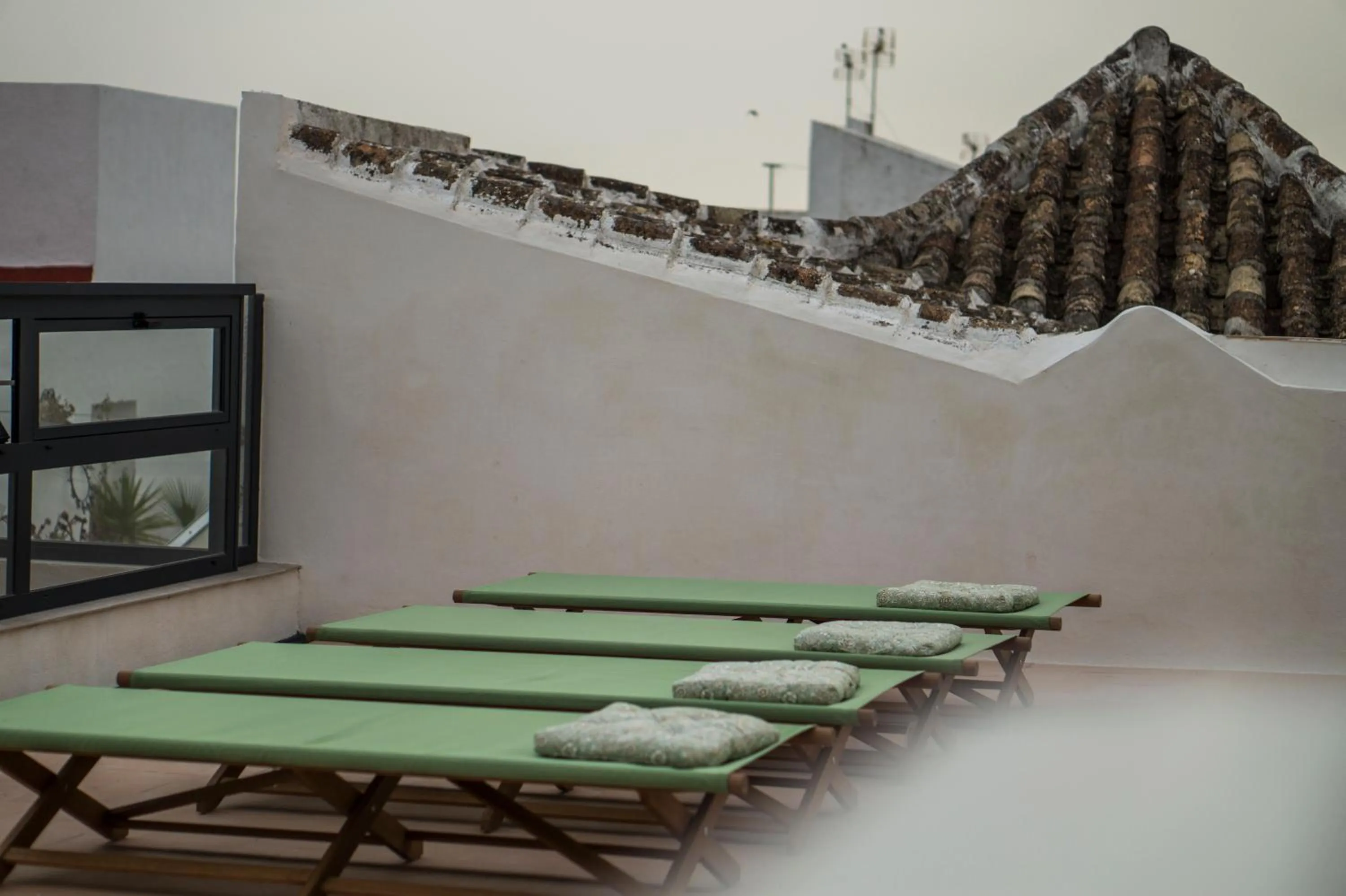 VICTORIA - by Ático73