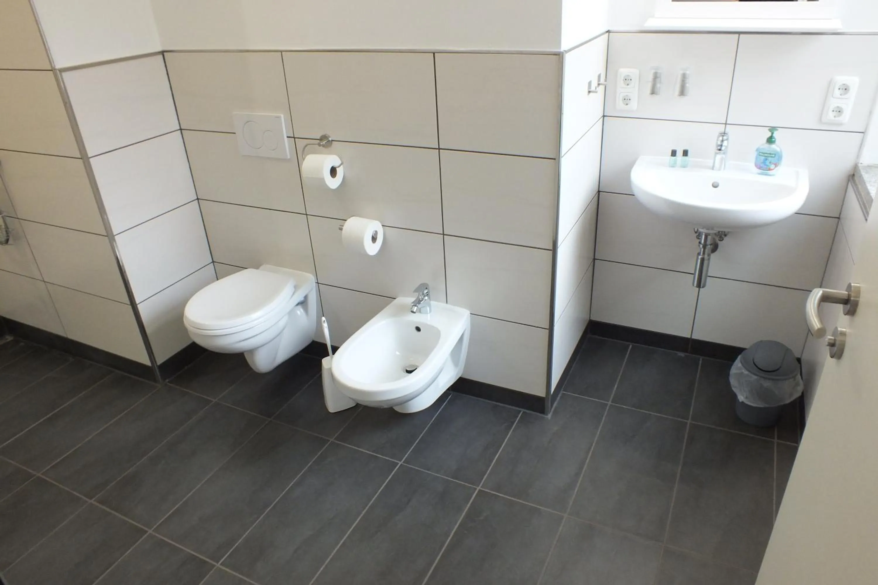 Toilet in Pension Markgrafenmühle