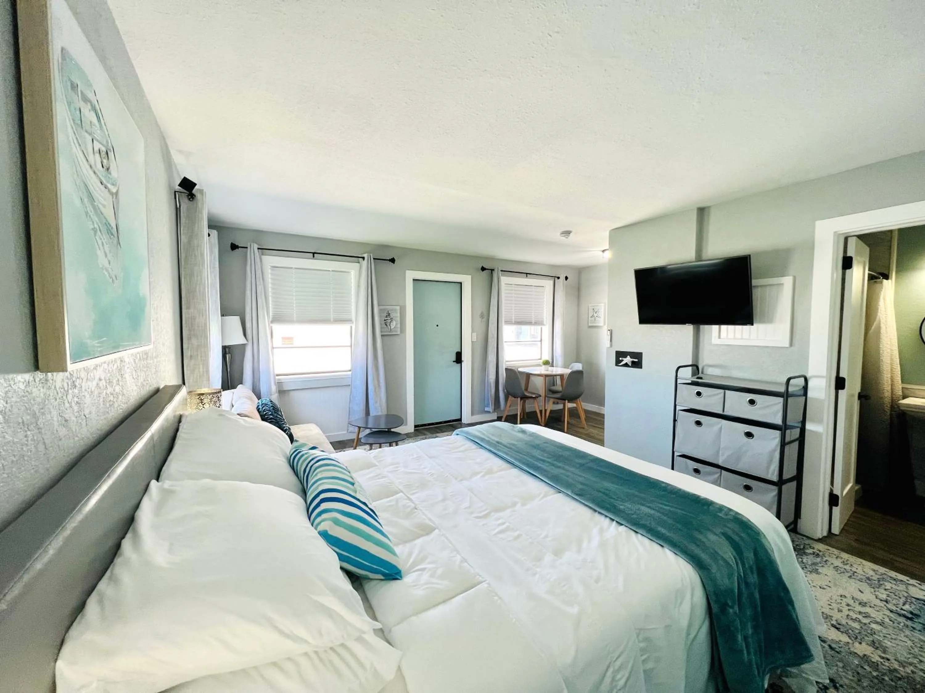 Bed in 1915 Beach Club