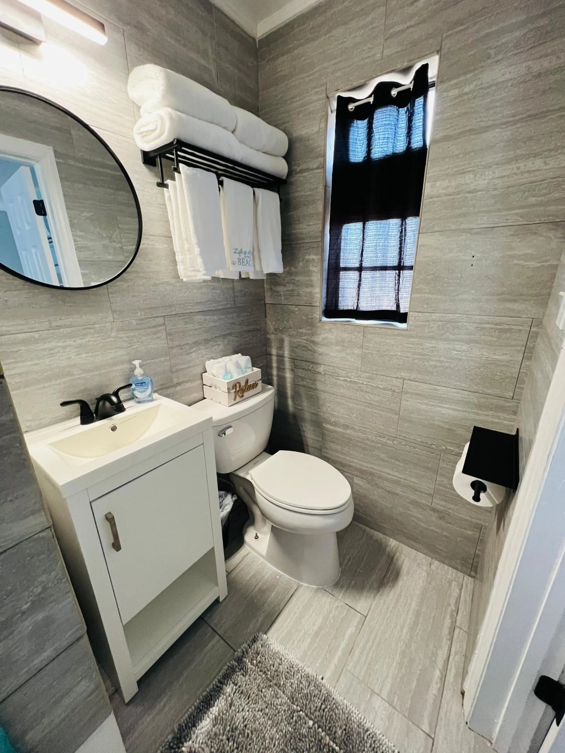 Toilet in 1915 Beach Club