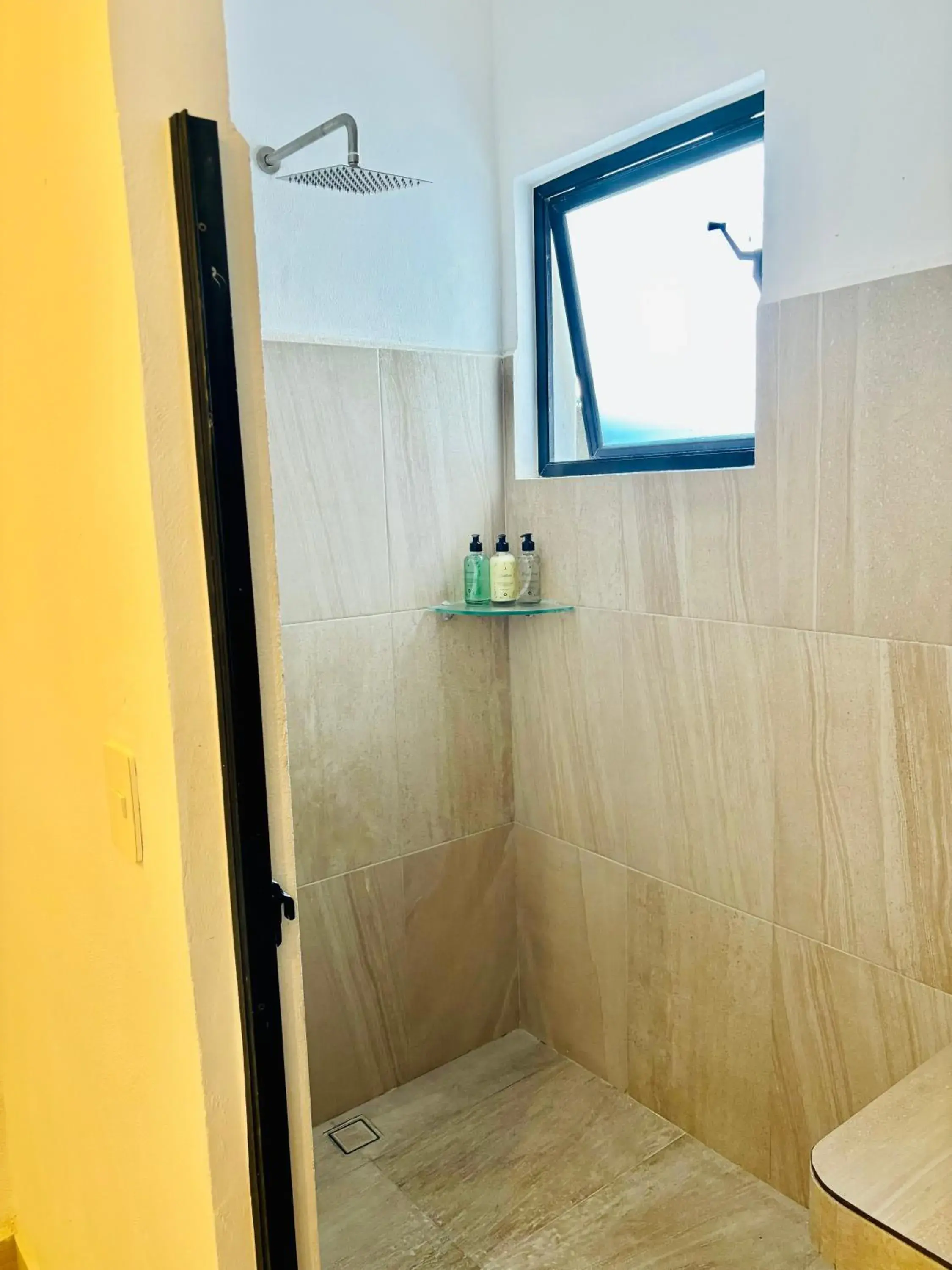 Double Room - Disability Access in Nomads Party Hotel Double Room - Disability Access in Nomads Party Hotel