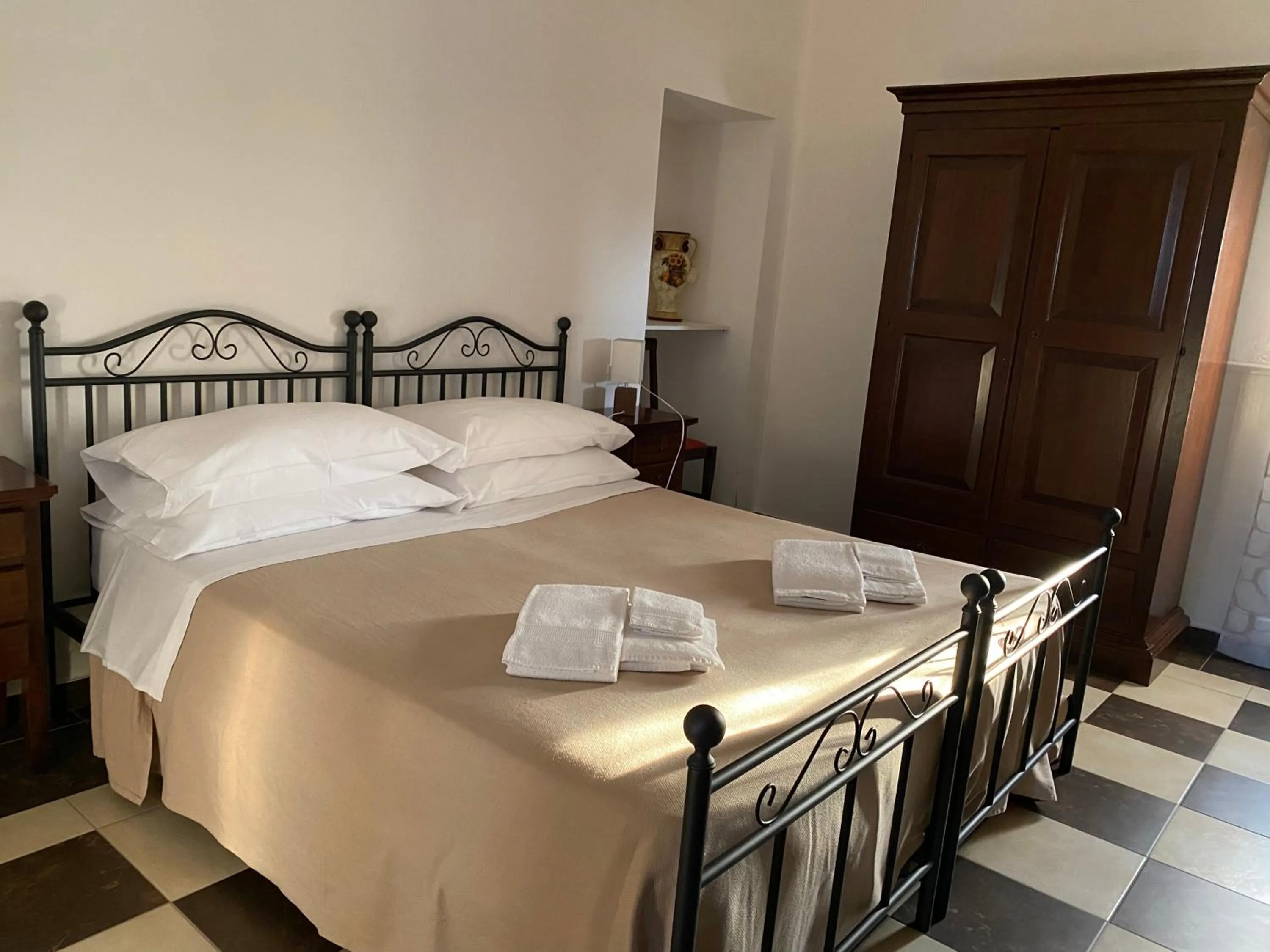 Bedroom, Bed in Agriturismo Il Melograno