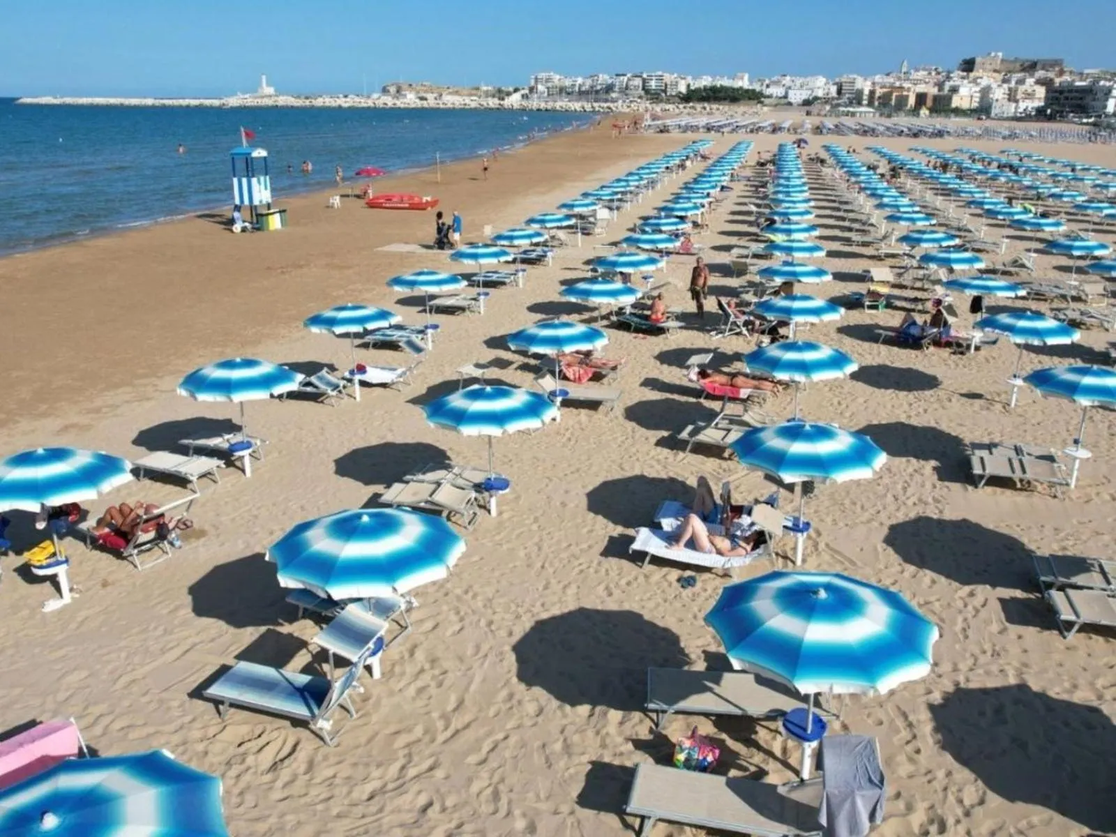 Beach in Hotel I Melograni