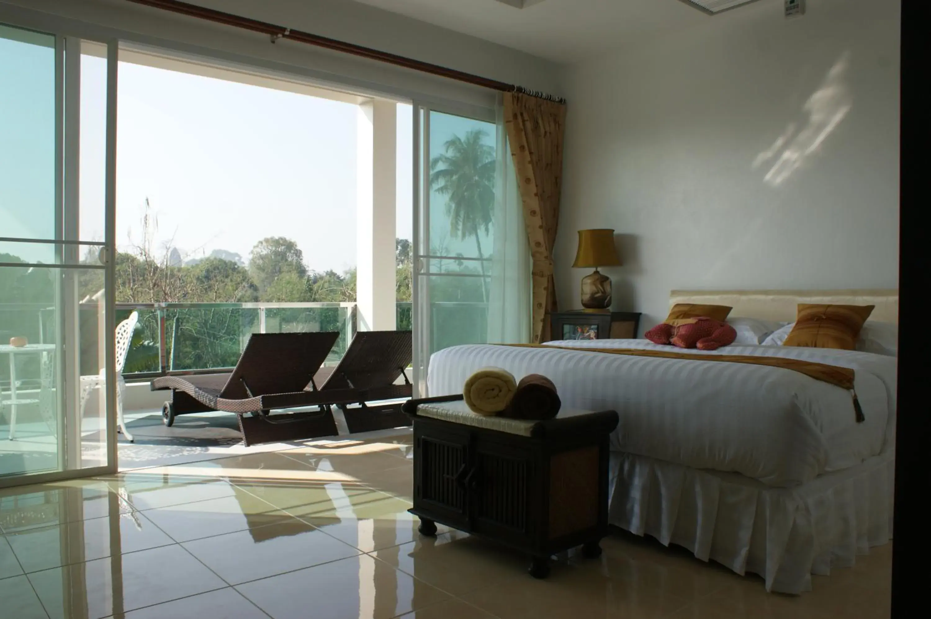 Orchid King Room with Pool View in Sumali Villa Orchid King Room with Pool View in Sumali Villa
