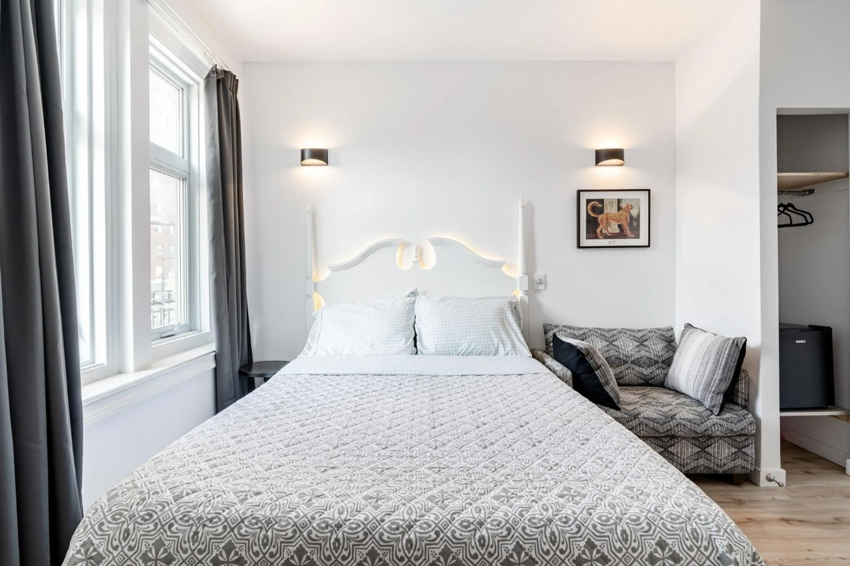 Bed in hotel le coach