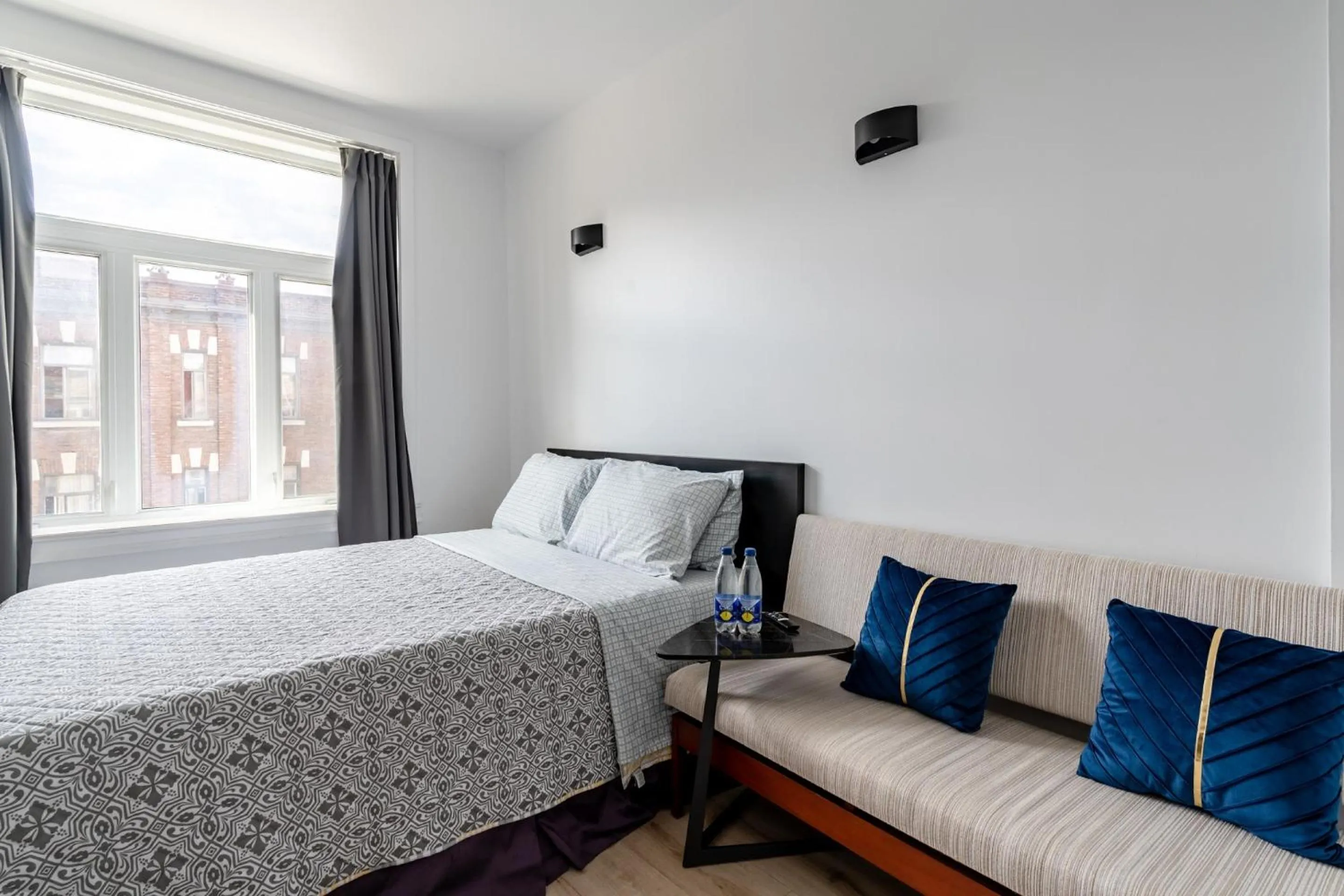 Bed in hotel le coach