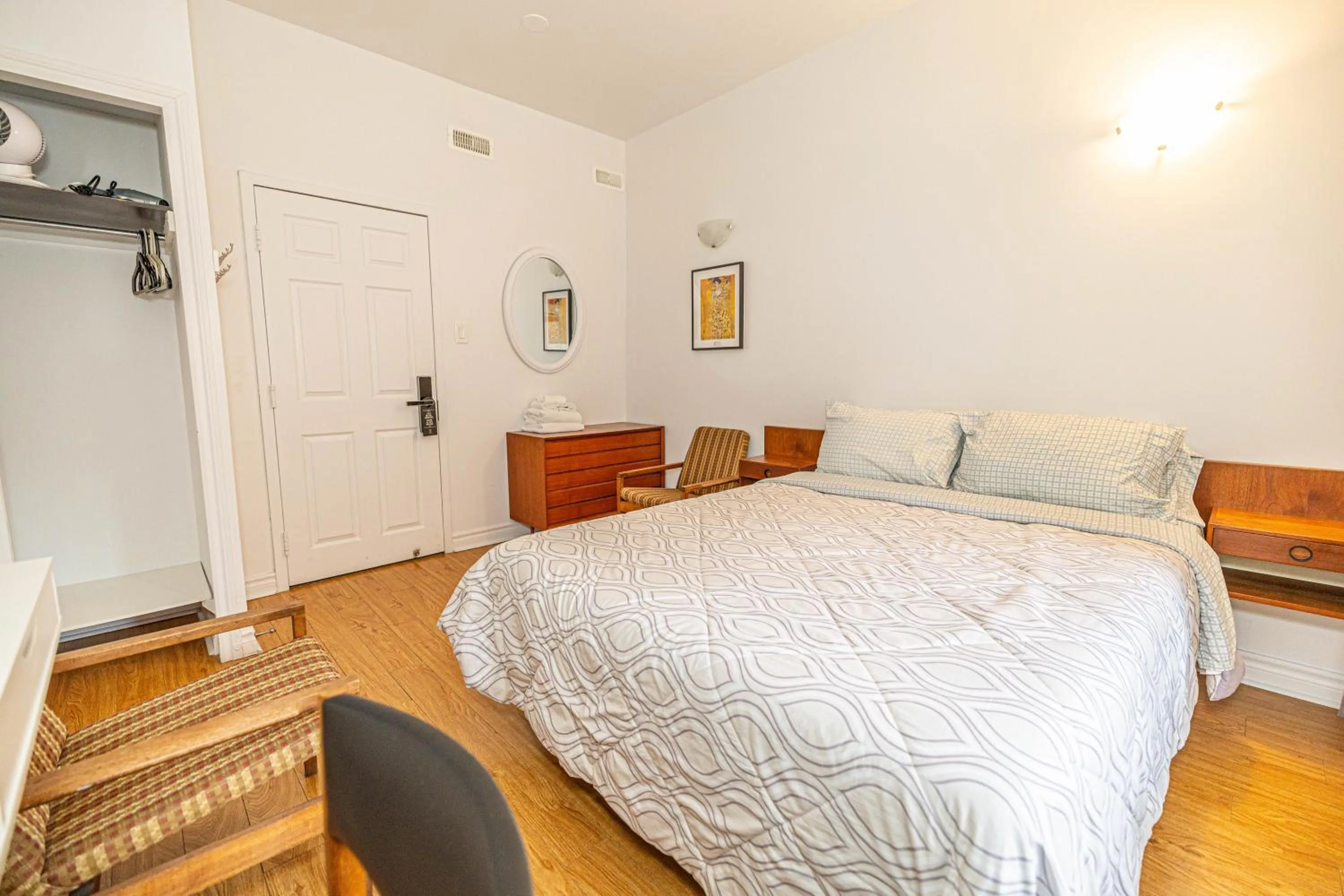 Bed in hotel le coach