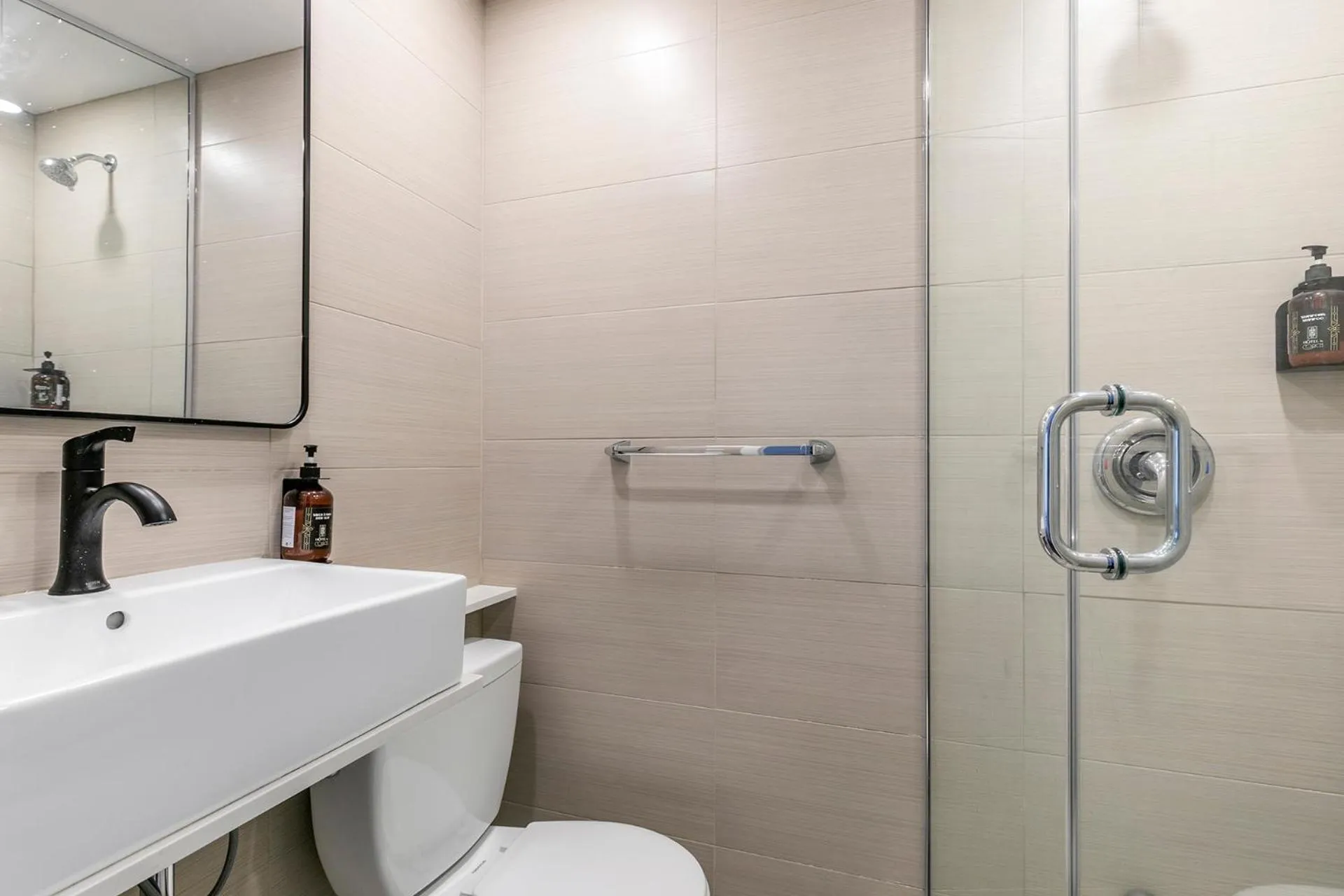 Bathroom in hotel le coach