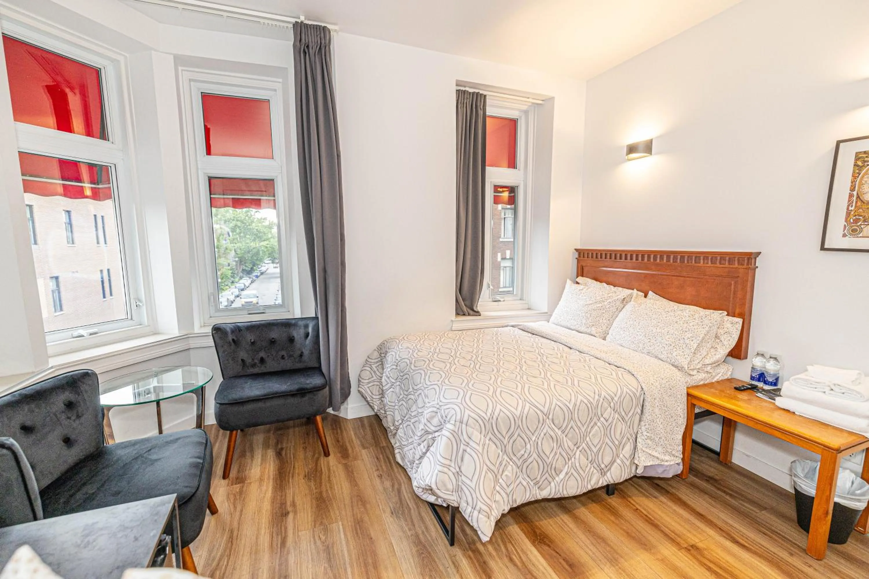 Bed in hotel le coach