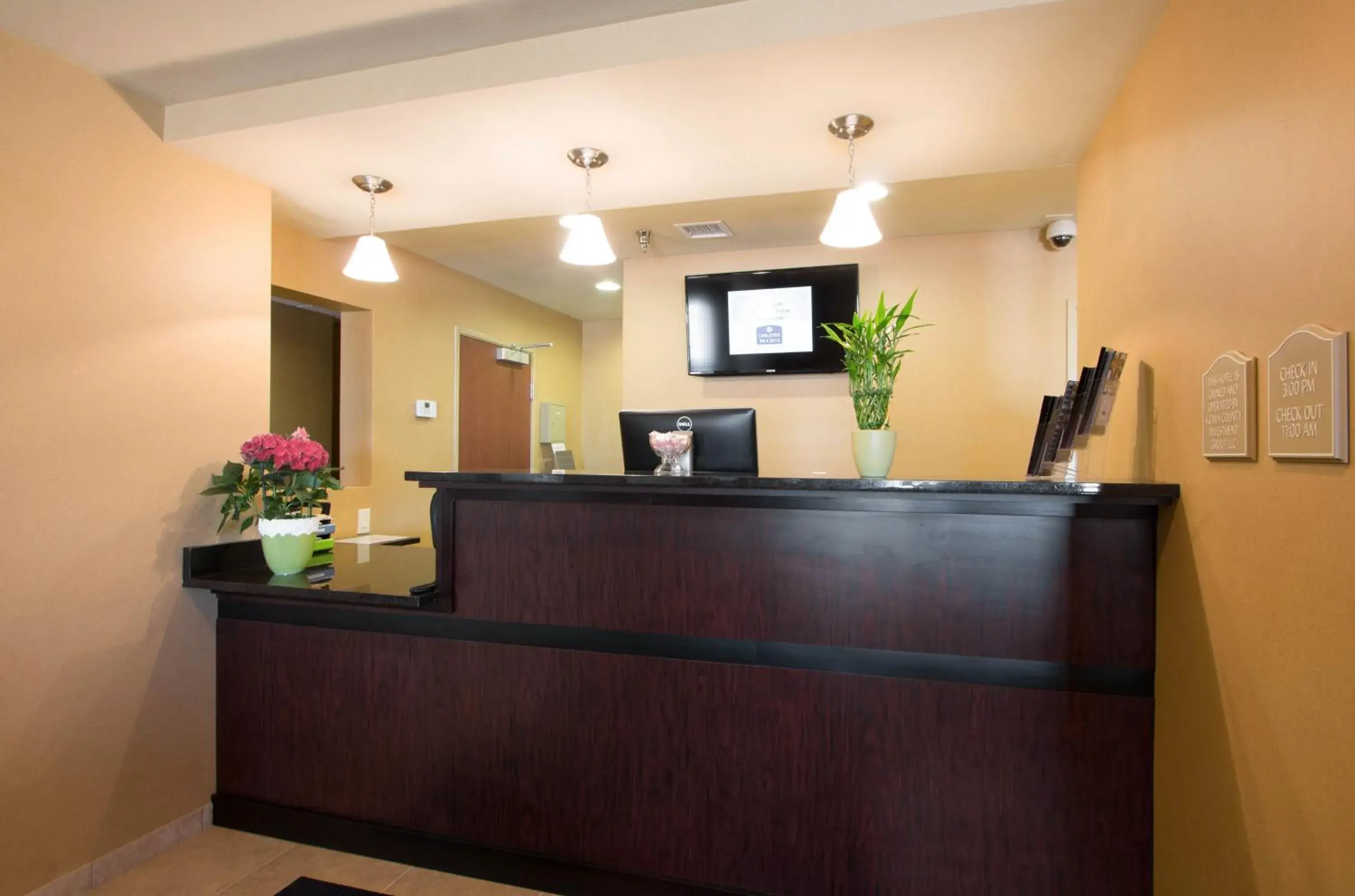 Lobby or reception in Cobblestone Inn & Suites - Eads Lobby or reception in Cobblestone Inn & Suites - Eads