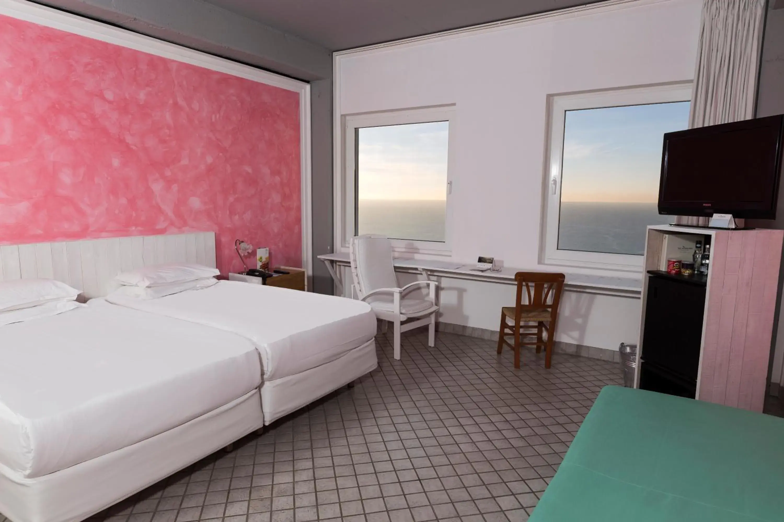 Photo of the whole room, Bed in The Marmara Antalya