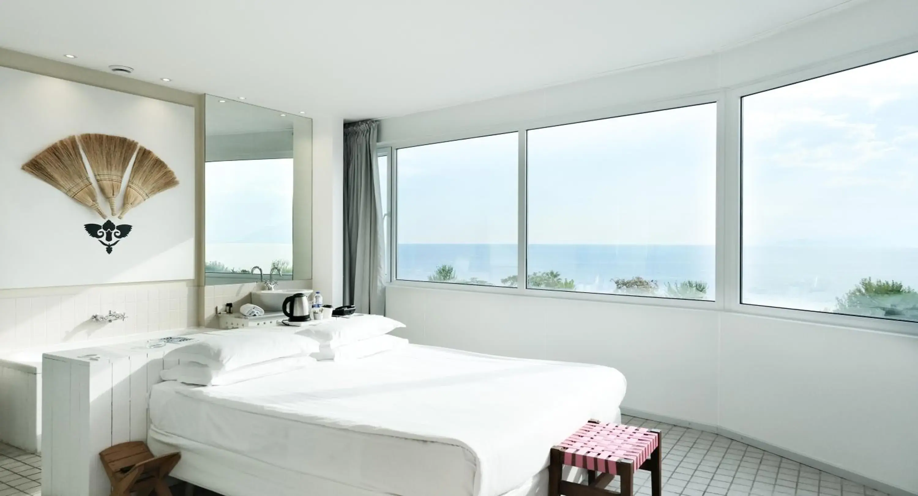 View (from property/room), Bed in The Marmara Antalya