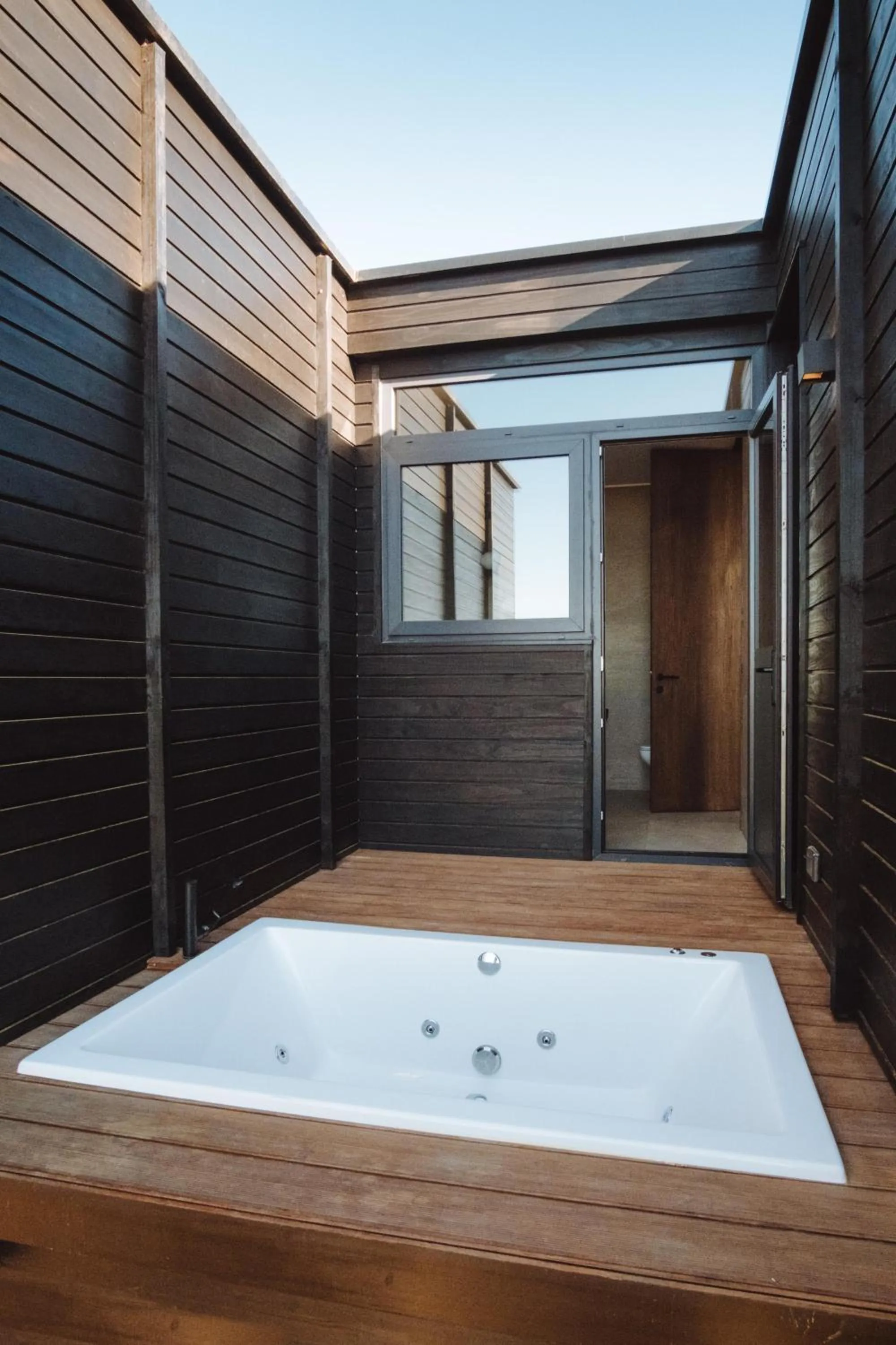 Hot Tub in Hotel Alaia