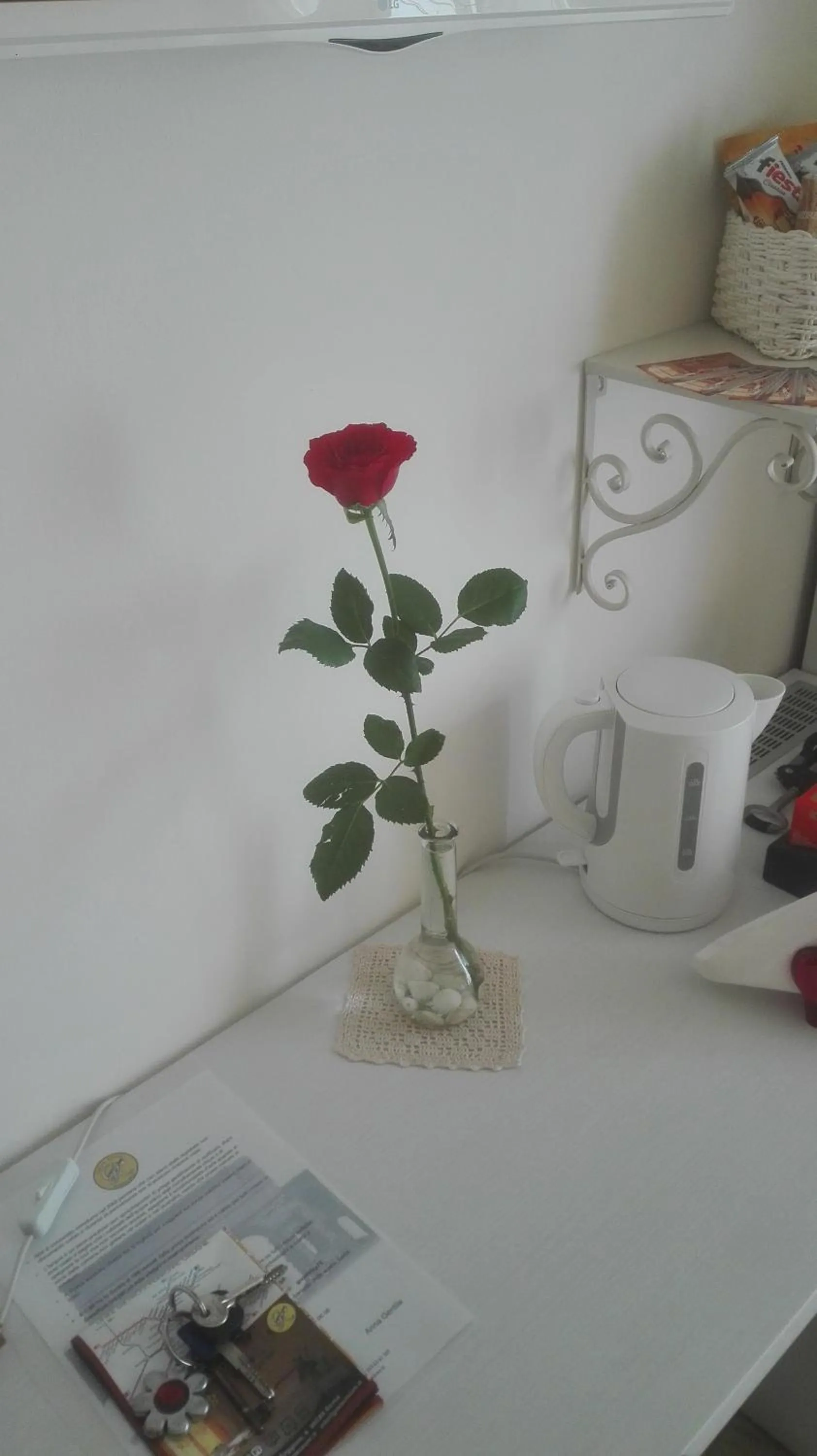 Coffee/tea facilities in Gaia's Room B&B