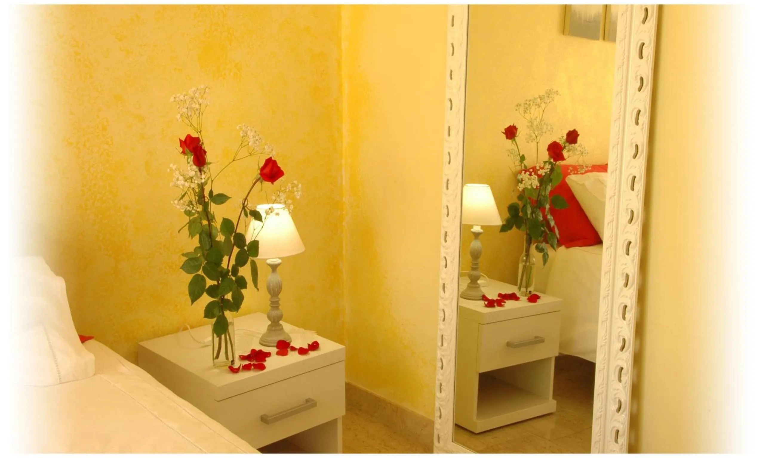 Decorative detail, Bed in Gaia's Room B&B