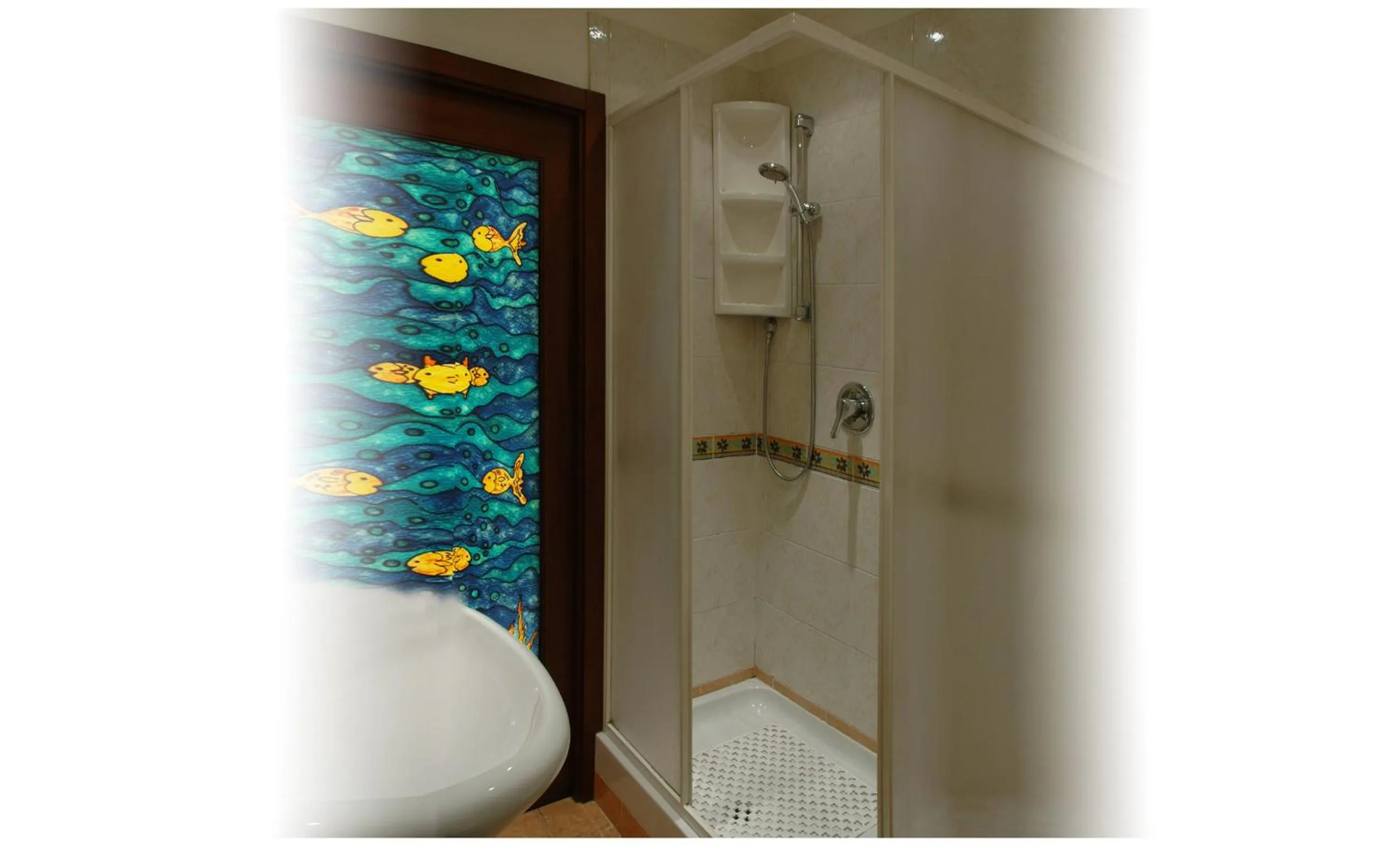 Shower in Gaia's Room B&B