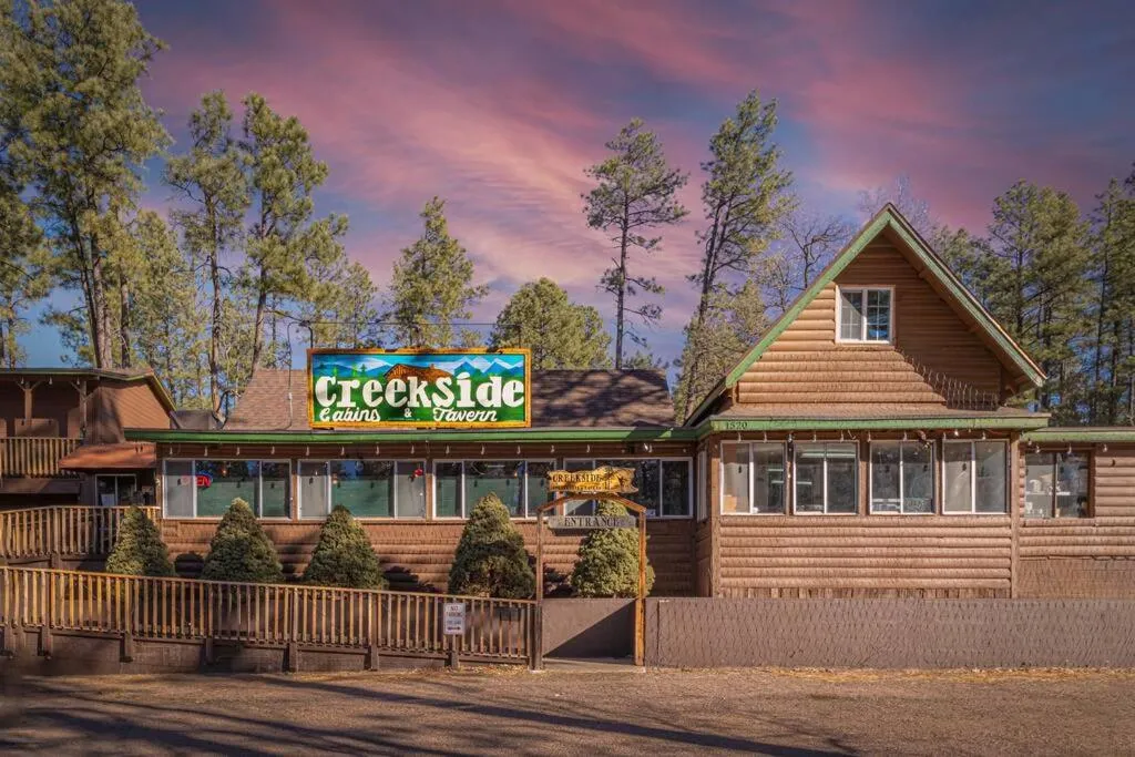 Forest Cabin 4 Cowboys Dream