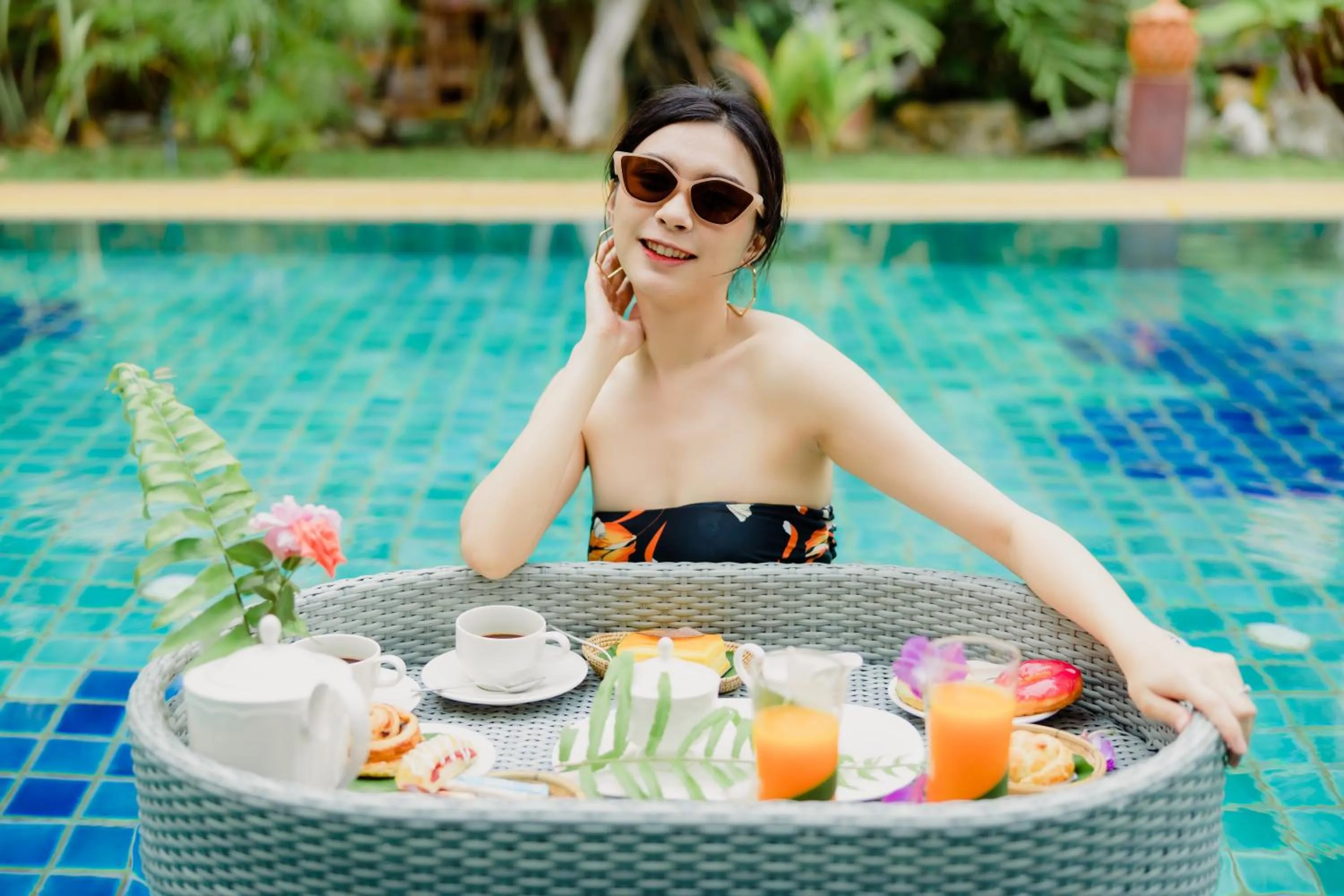 Swimming pool in Villa Raya Resort Private Pool Villas