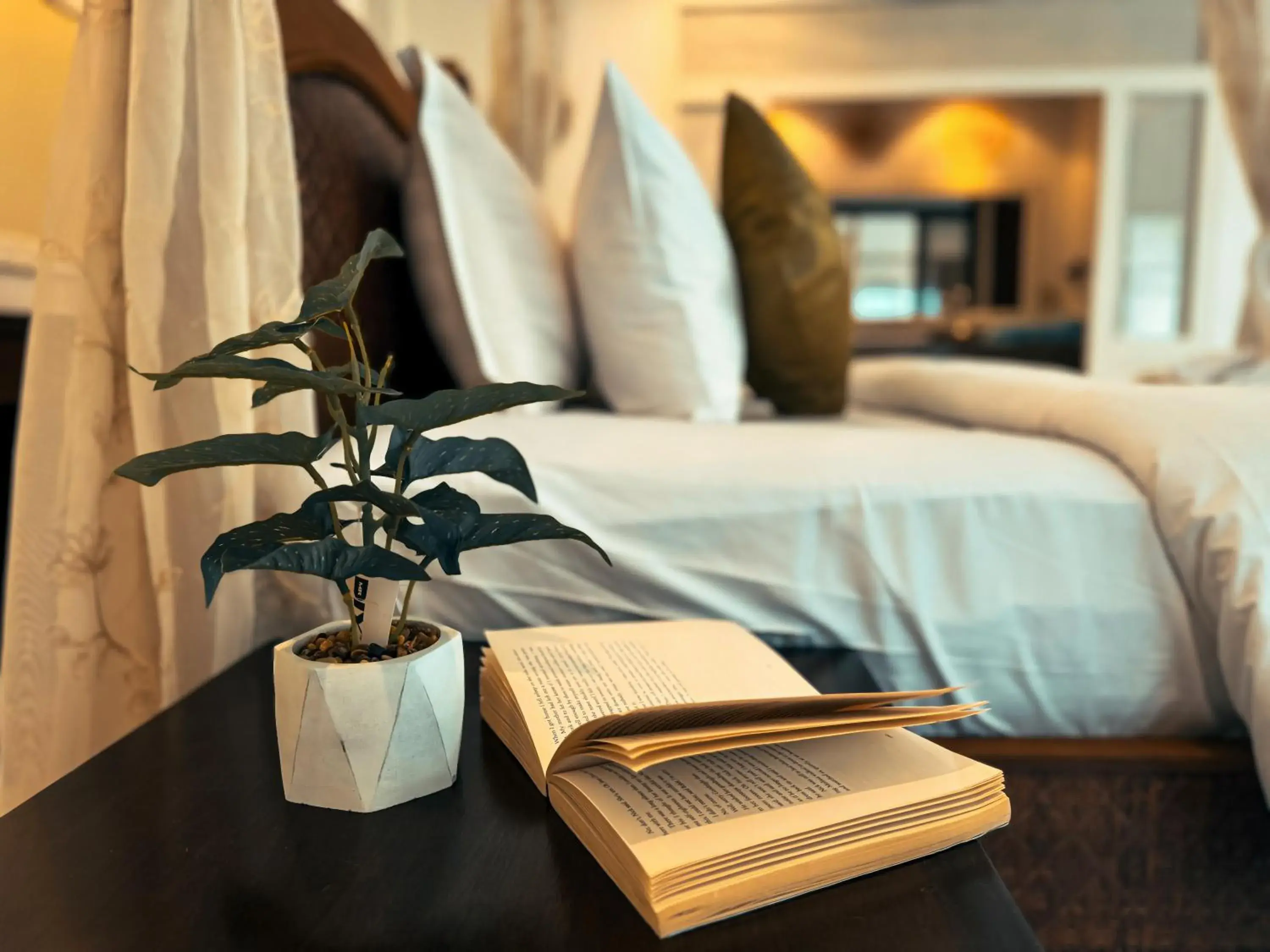 Bed in Villa Raya Resort Private Pool Villas Bed in Villa Raya Resort Private Pool Villas