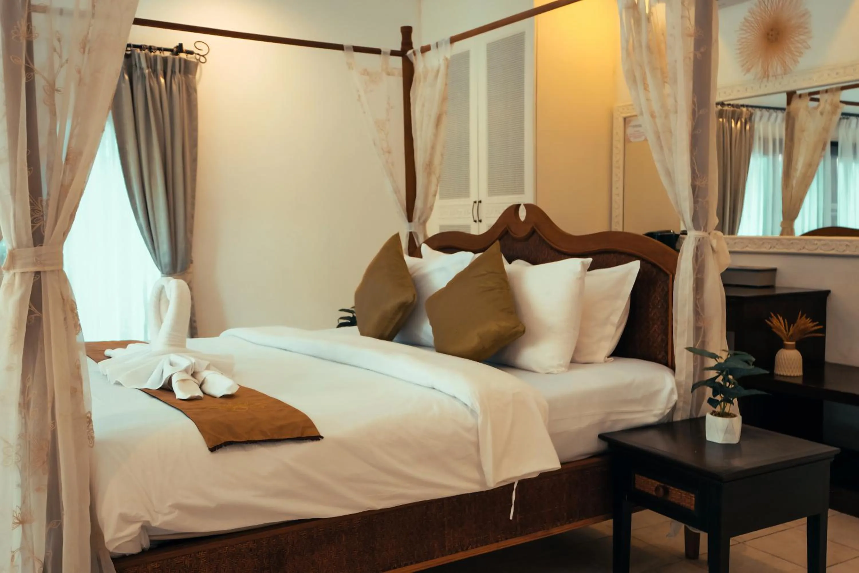 Bed in Villa Raya Resort Private Pool Villas