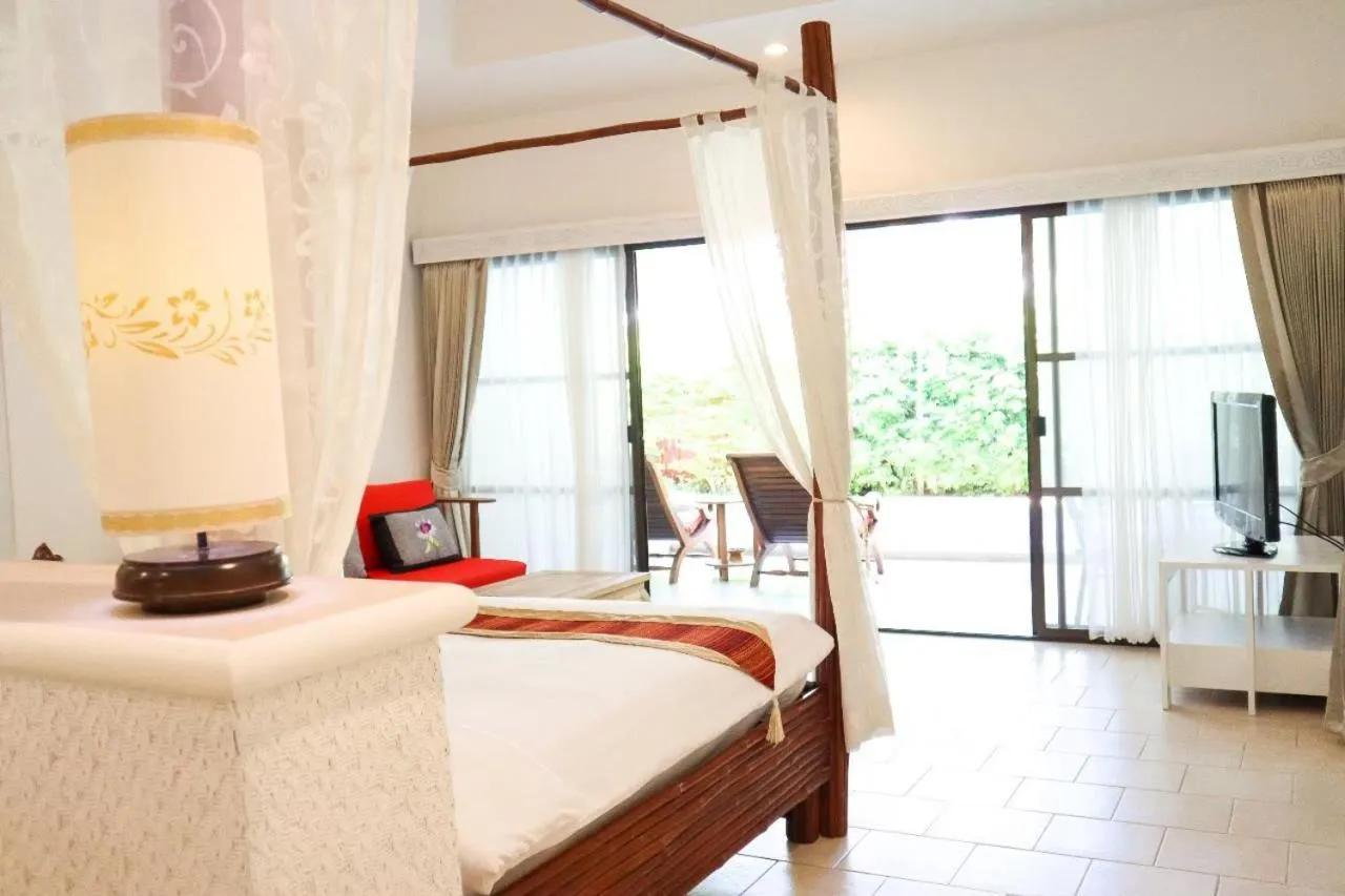 Bed in Villa Raya Resort Private Pool Villas