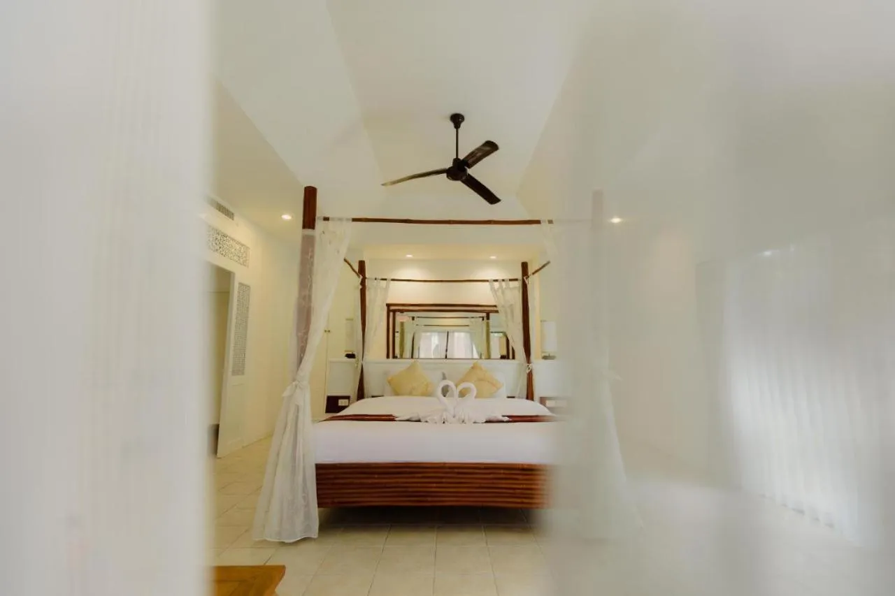Bed in Villa Raya Resort Private Pool Villas