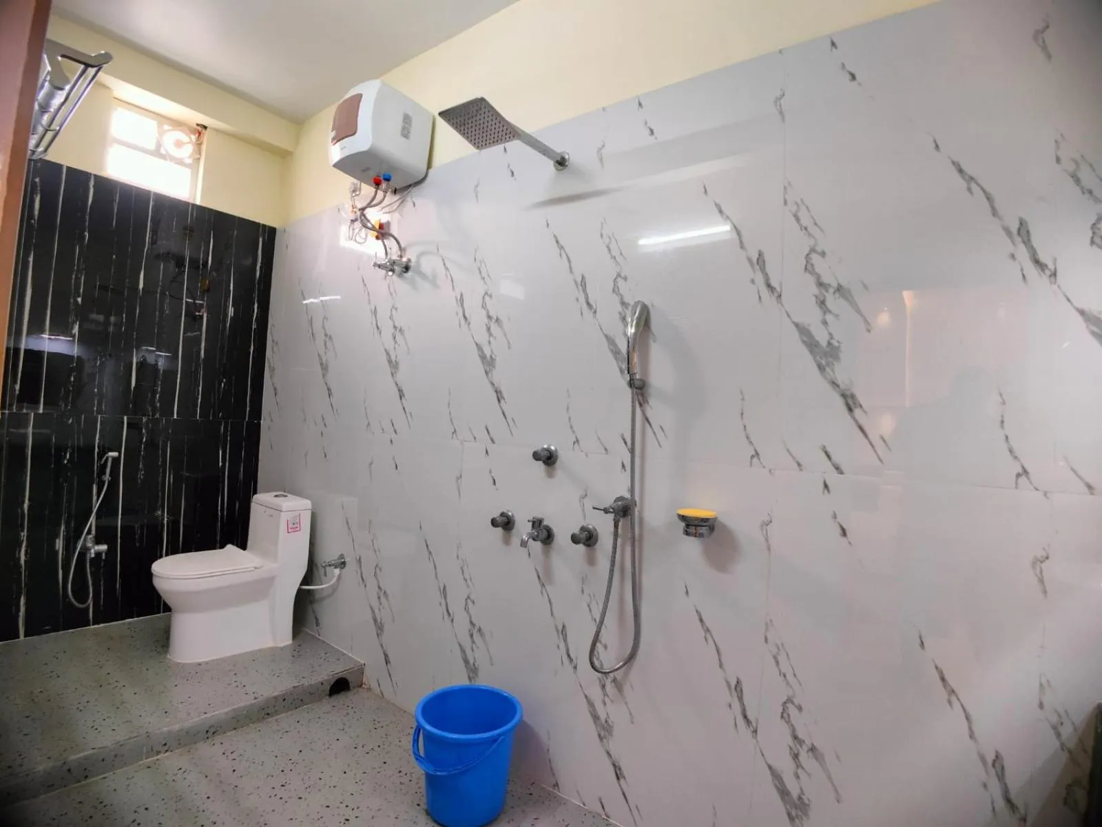 Shower in Hindusthan Inn - On Beach