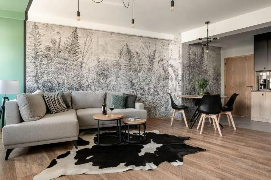 Three-Bedroom Apartment in Apart-Center Motola Residence