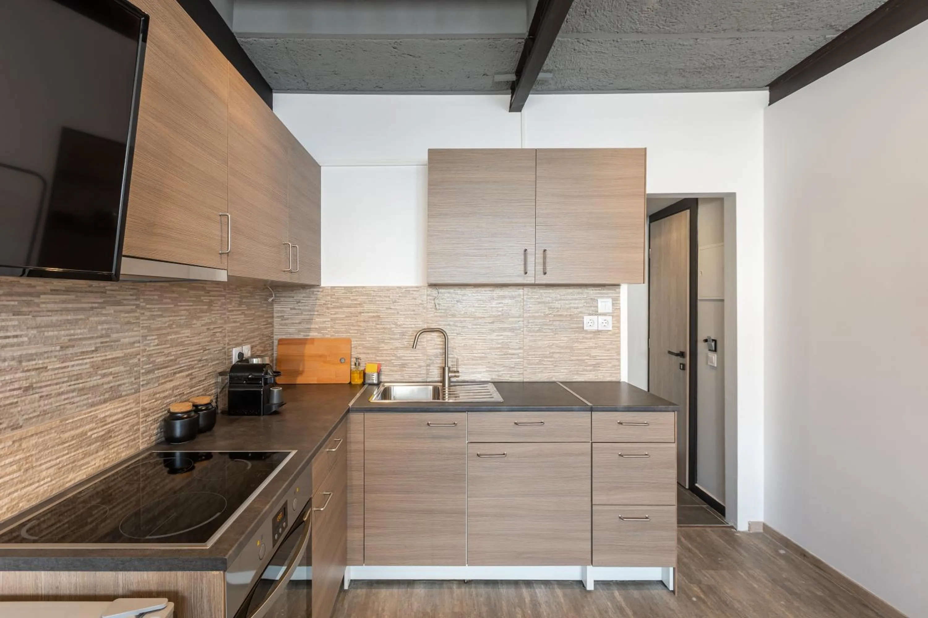 Kitchen or kitchenette in Ermoo Athens Modern Living