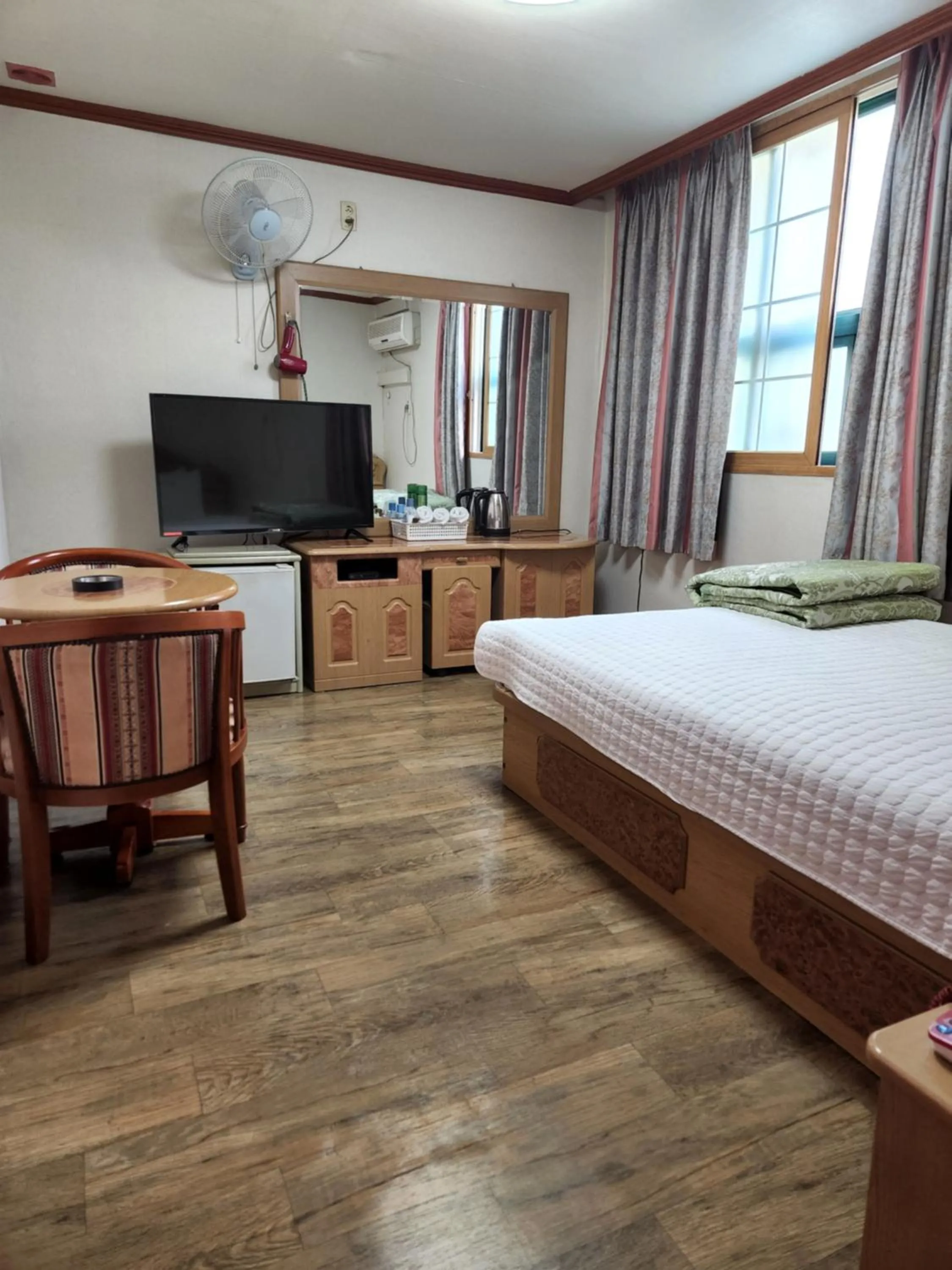 Bed in Daeho Motel