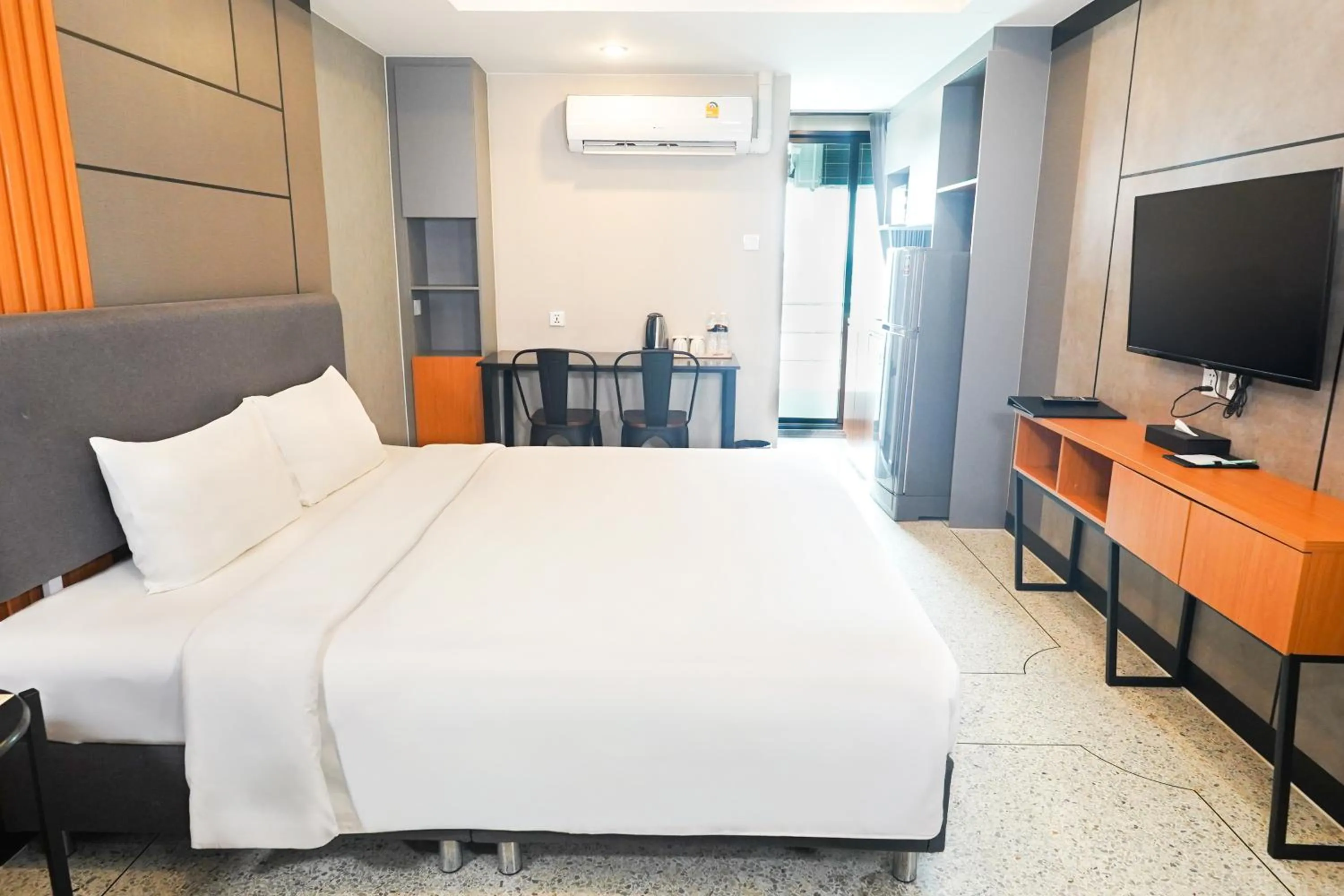 Bedroom, Bed in 12 The Residence Hotel at Don Mueang Airport