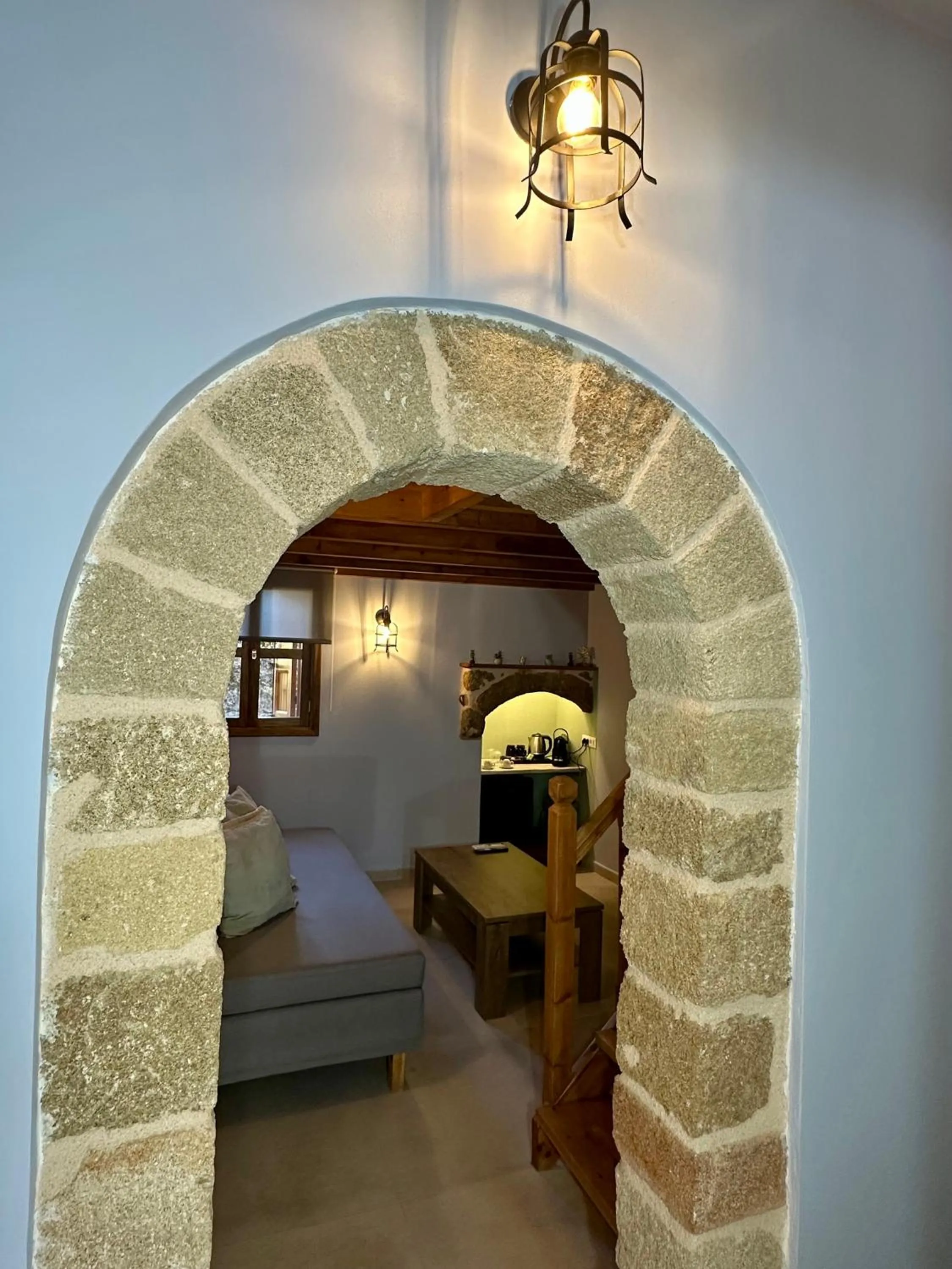 Photo of the whole room in Midgard Suites (Medieval Town)