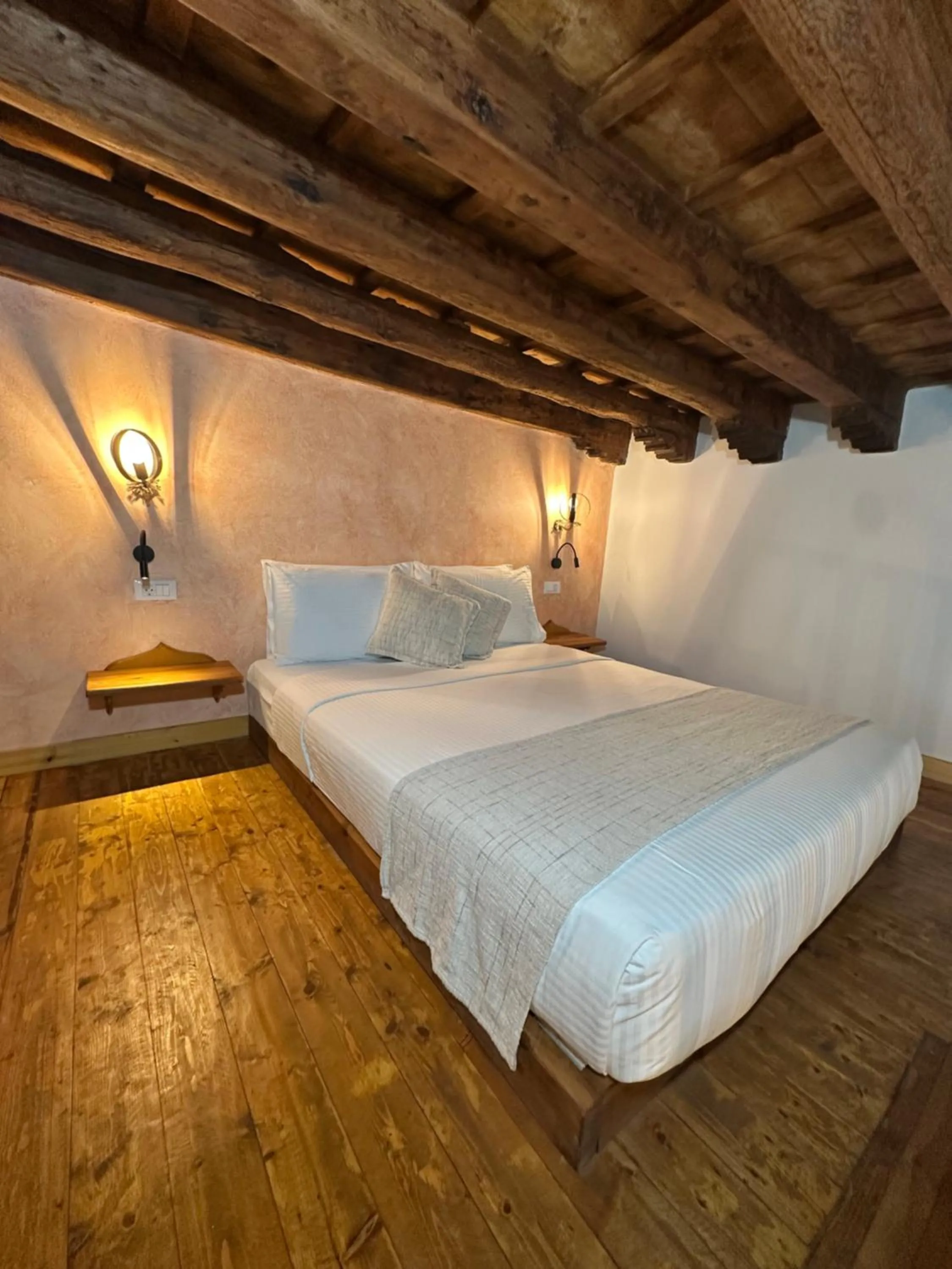 Bedroom in Midgard Suites (Medieval Town)