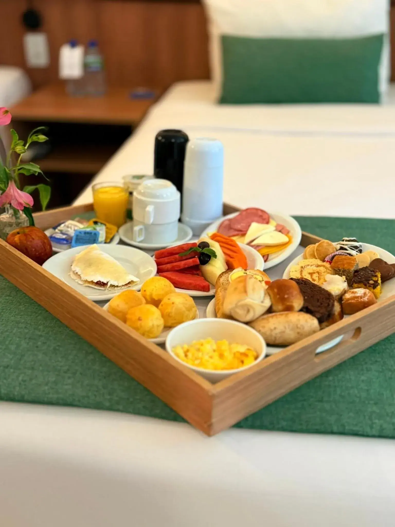 Breakfast in Athos Bulcão Hplus Executive Breakfast in Athos Bulcão Hplus Executive