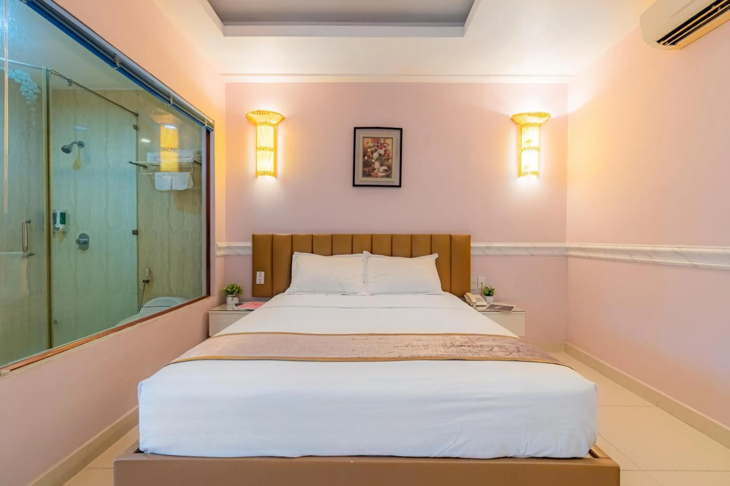 Bed in Fortune 1127 - Central Hotel Bed in Fortune 1127 - Central Hotel